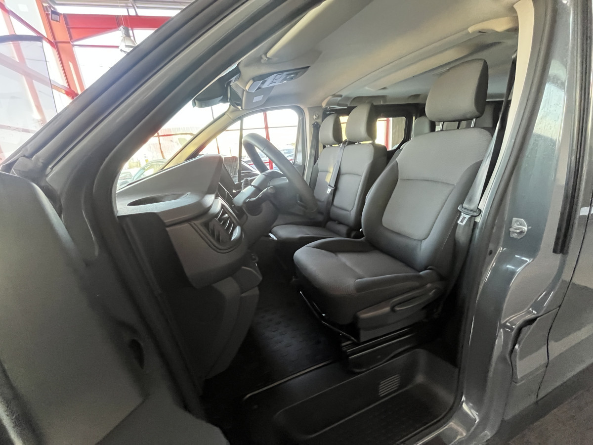 RENAULT TRAFIC SPACECLASS 9 PLACES  L2 H1 2,0 DCI 150 GPS FEUX FULL LED APPLE CARPLAY RADAR DE RECUL REGULATEUR LIMITEUR TVA RECUPERABLE EXCELLENT ETAT