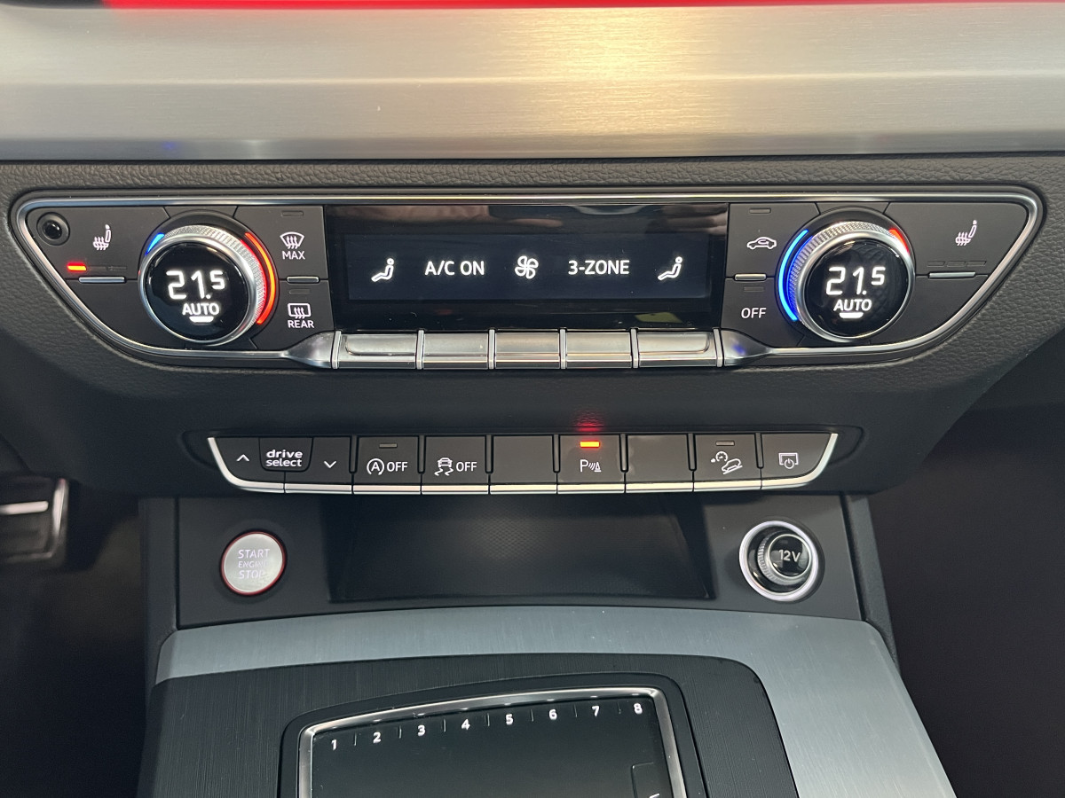 AUDI SQ5 3,0 TDI V6 347 BVA8 QUATTRO TOIT PANORAMIQUE OUVRANT  ATTELAGE ELECTRIQUE GPS  CAMERA  KEYLESS REGULATEUR LIMITEUR  PHARES MATRIX  LED  LED PARK PILOT FULL CUIR  DRIVE SELECT JANTE 21 EXCELLENT ETAT