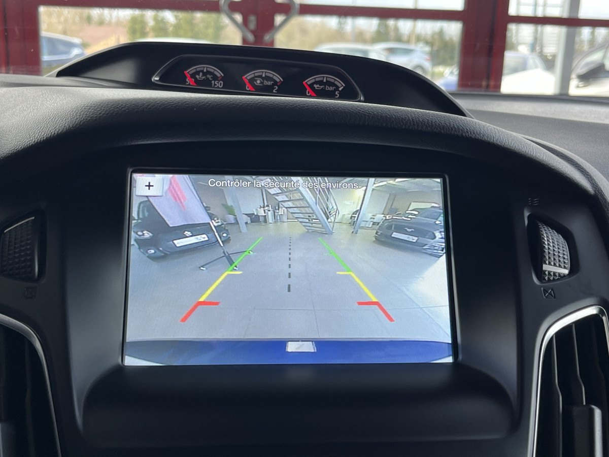 FORD FOCUS ST 2,0 250 PACK PERFORMANCE GPS CAMERA PACK HIVER RECARO KEYLESS APPLE CARPLAY  HIFI SONY BLUETOOTH JANTES 19  EXCELLENT ETAT