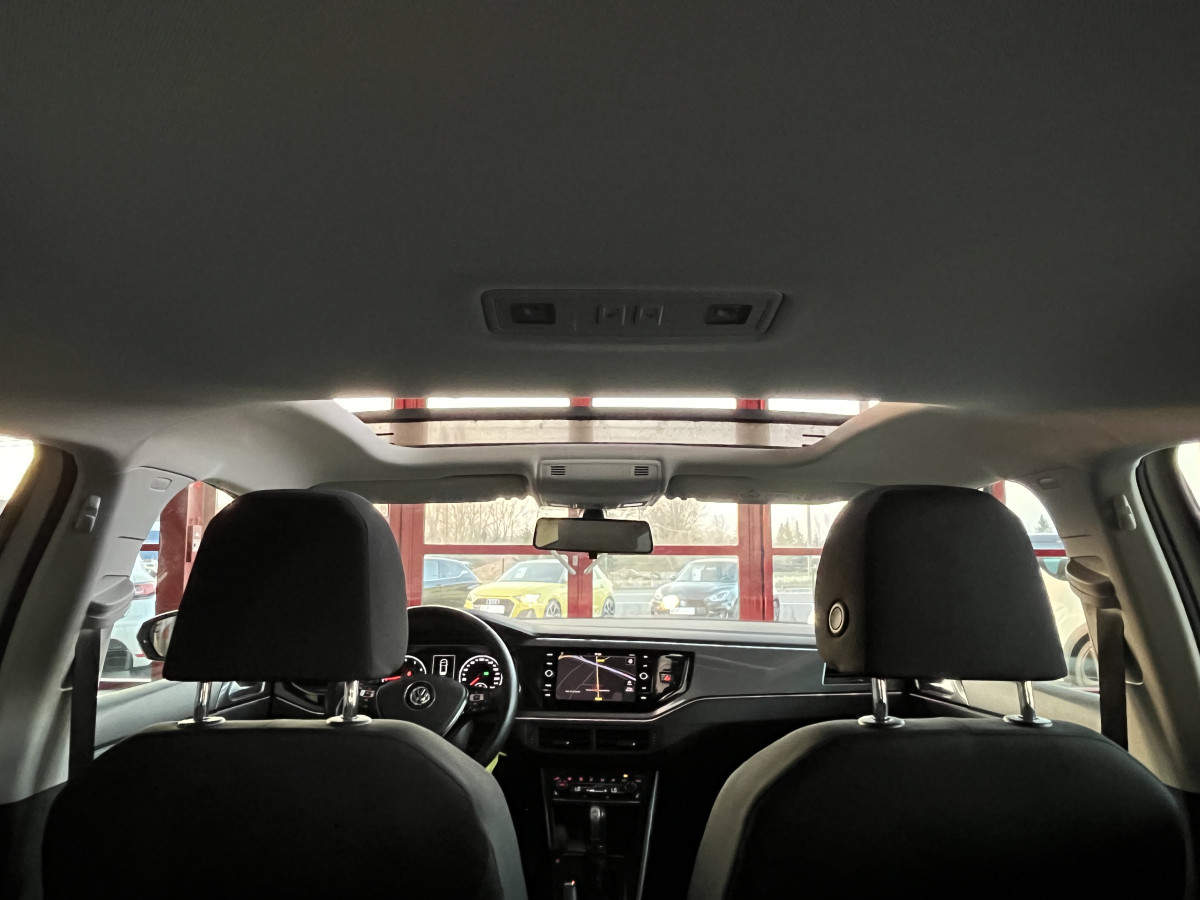 VOLKSWAGEN POLO 1,0 TSI 95 R-LINE  DSG7 TOIT PANORAMIQUE OUVRANT GPS  REGULATEUR ADAPTATIF  LIMITEUR PARK PILOT FEU HALOGENE JANTE ALU 15 EXCELLENT ETAT