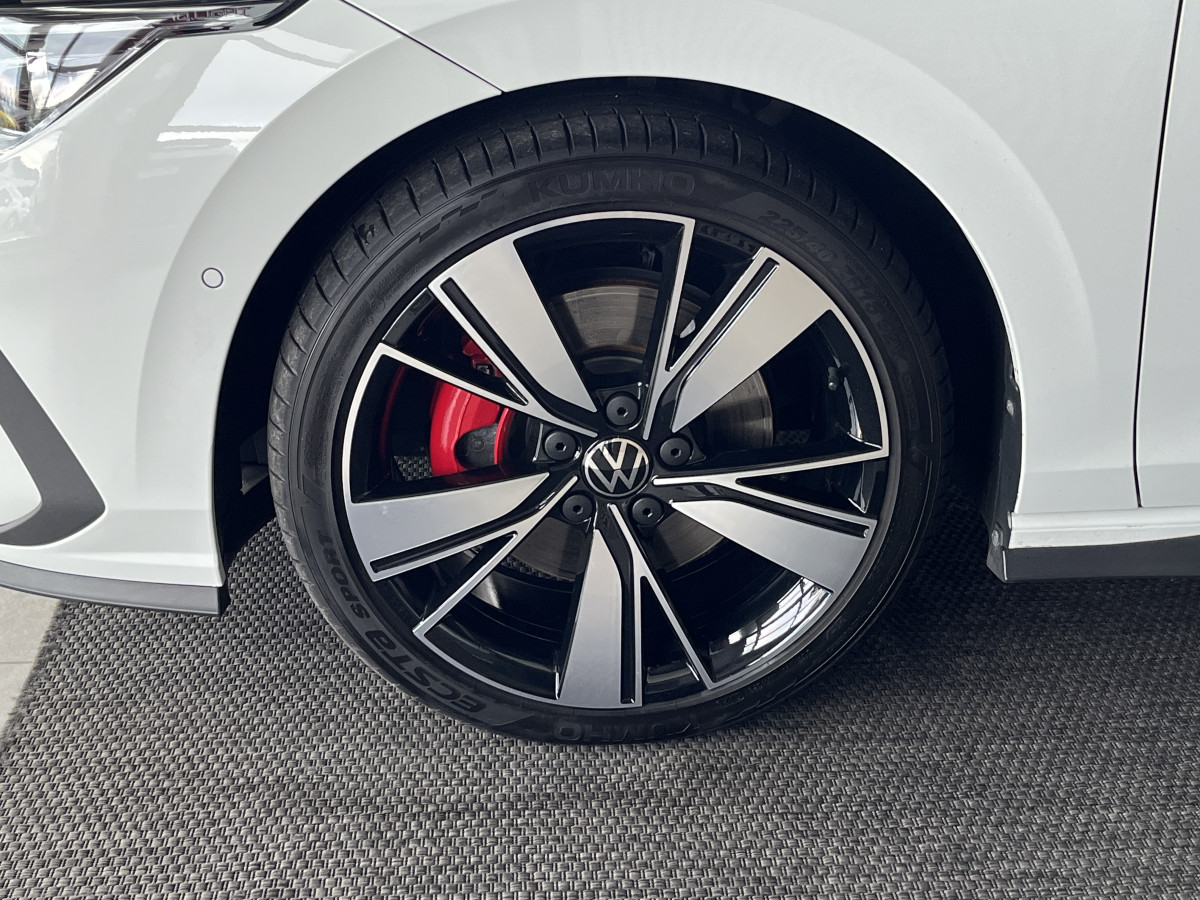 VOLKSWAGEN GOLF 8 GTD 2,0 TDI 200 DSG7 TOIT PANORAMIQUE GPS CAMERA  ATTELAGE HIFI HARMAN/KARDON IQ-DRIVE  REGULATEUR ADAPTATIF  LIMITEUR FULL LED APPLE CARPLAY KEYLESS DRIVE SELECT  EXCELLENT ETAT