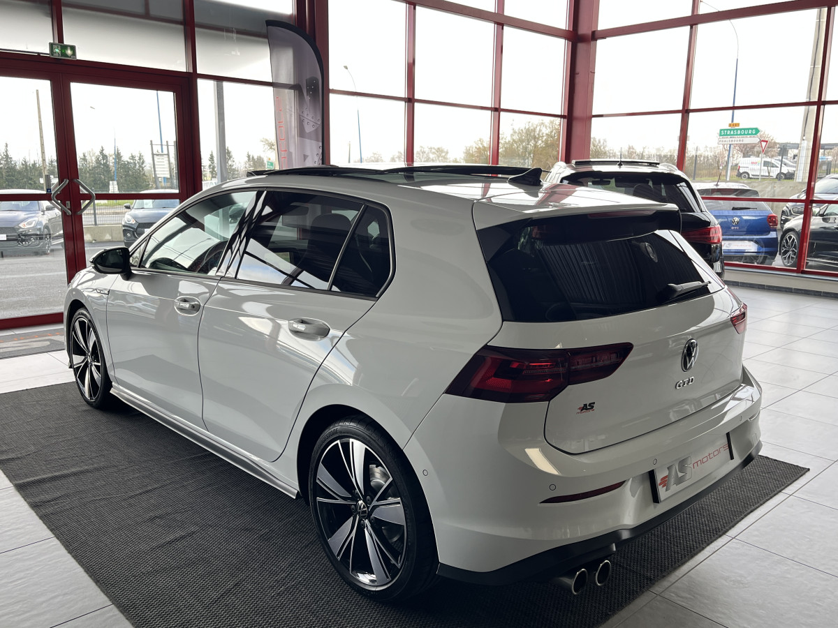 VOLKSWAGEN GOLF 8 GTD 2,0 TDI 200 DSG7 TOIT PANORAMIQUE GPS CAMERA  ATTELAGE HIFI HARMAN/KARDON IQ-DRIVE  REGULATEUR ADAPTATIF  LIMITEUR FULL LED APPLE CARPLAY KEYLESS DRIVE SELECT  EXCELLENT ETAT