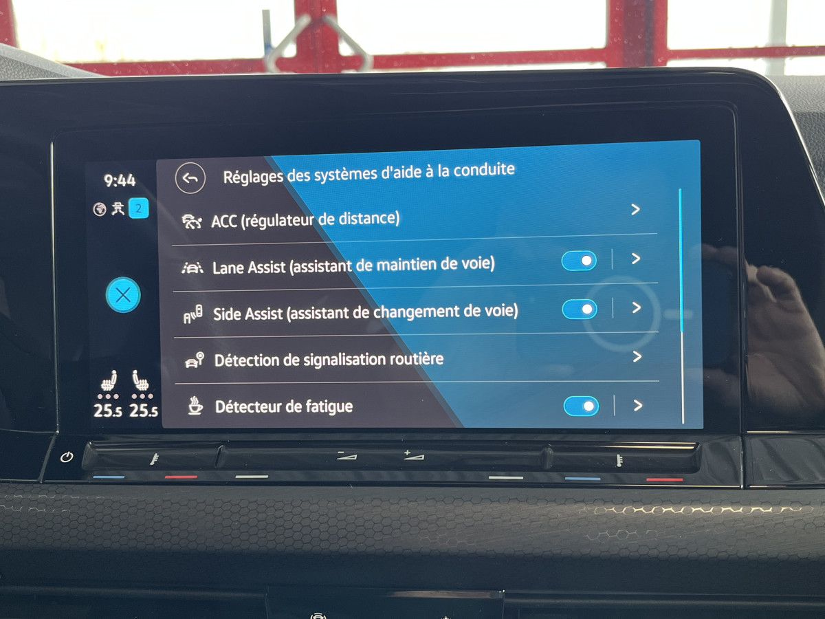 VOLKSWAGEN GOLF 8 GTD 2,0 TDI 200 DSG7 TOIT PANORAMIQUE GPS CAMERA  ATTELAGE HIFI HARMAN/KARDON IQ-DRIVE  REGULATEUR ADAPTATIF  LIMITEUR FULL LED APPLE CARPLAY KEYLESS DRIVE SELECT  EXCELLENT ETAT
