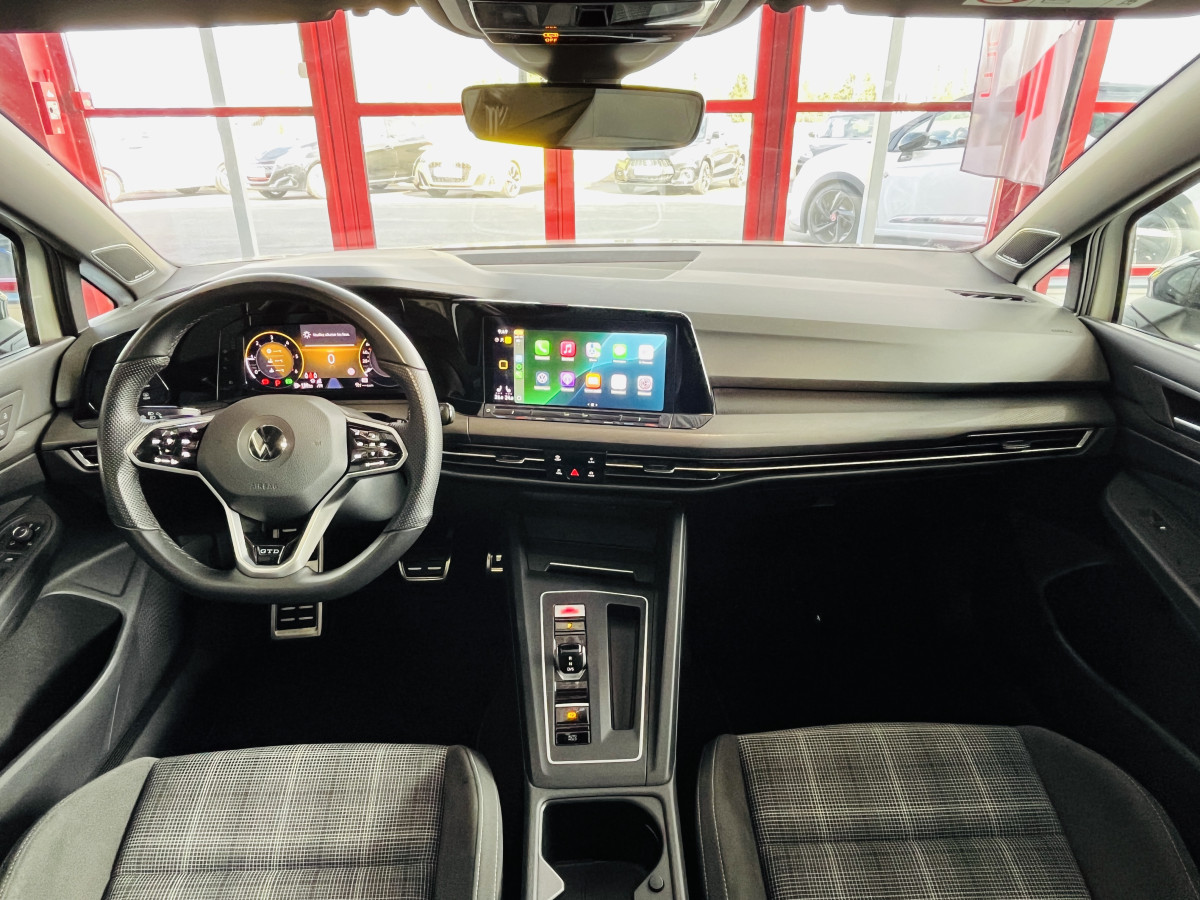 VOLKSWAGEN GOLF 8 GTD 2,0 TDI 200 DSG7 TOIT PANORAMIQUE GPS CAMERA  ATTELAGE HIFI HARMAN/KARDON IQ-DRIVE  REGULATEUR ADAPTATIF  LIMITEUR FULL LED APPLE CARPLAY KEYLESS DRIVE SELECT  EXCELLENT ETAT
