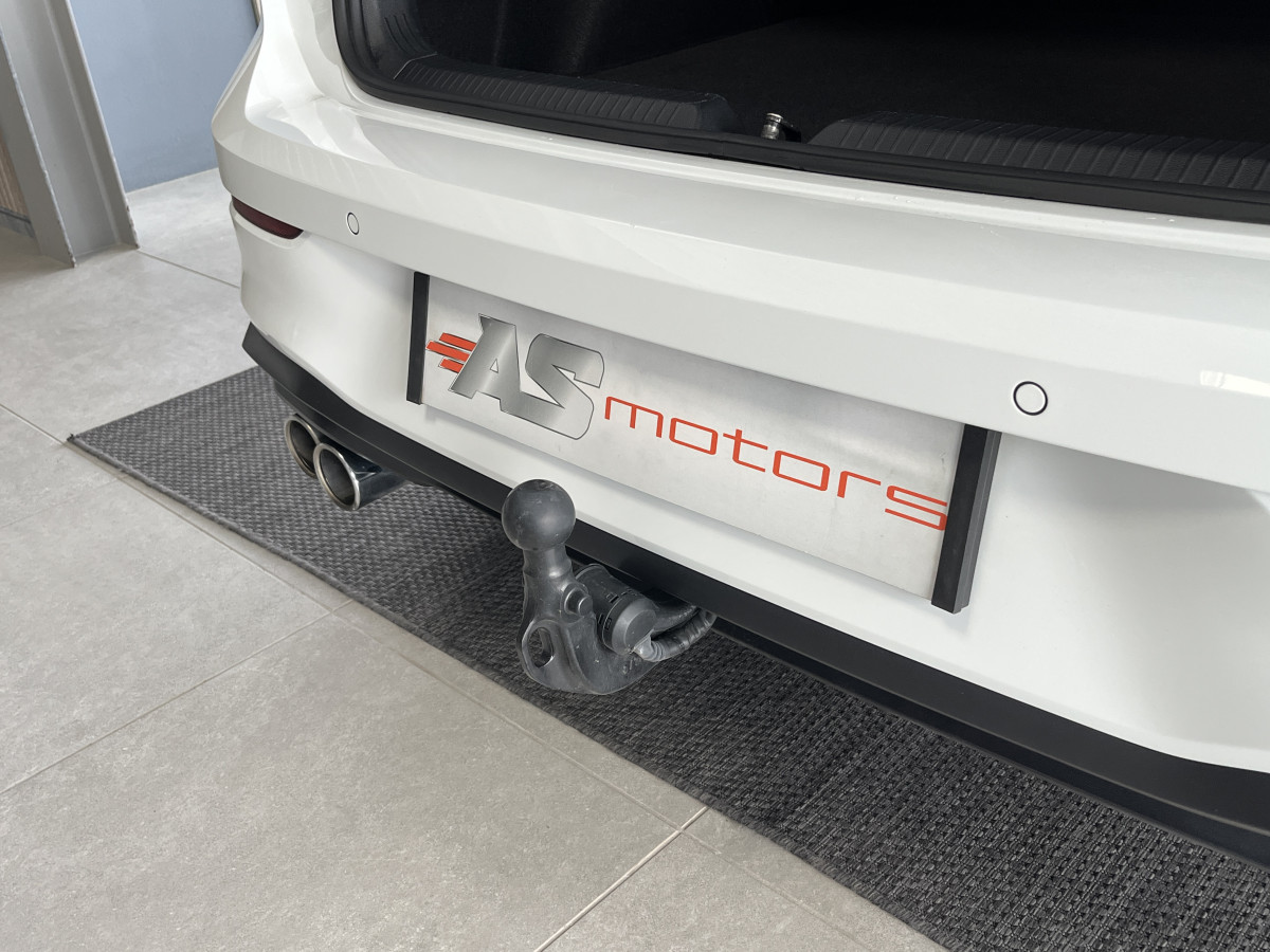 VOLKSWAGEN GOLF 8 GTD 2,0 TDI 200 DSG7 TOIT PANORAMIQUE GPS CAMERA  ATTELAGE HIFI HARMAN/KARDON IQ-DRIVE  REGULATEUR ADAPTATIF  LIMITEUR FULL LED APPLE CARPLAY KEYLESS DRIVE SELECT  EXCELLENT ETAT