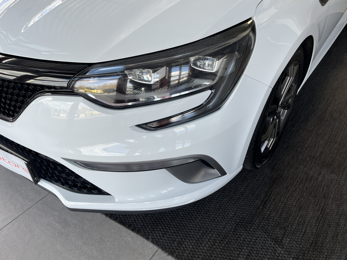 RENAULT MEGANE 4 ESTATE 1,6 205 GT EDC GPS REGUMATEUR LIMITEUR KEYLESS PARK PILOT FEUX FULL LED SIEGES BAQUETS EXCELLENT ETAT