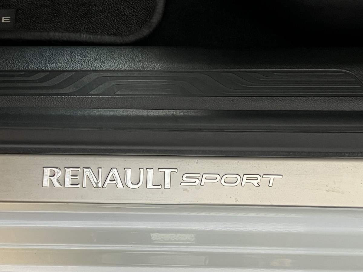 RENAULT MEGANE 4 ESTATE 1,6 205 GT EDC GPS REGUMATEUR LIMITEUR KEYLESS PARK PILOT FEUX FULL LED SIEGES BAQUETS EXCELLENT ETAT