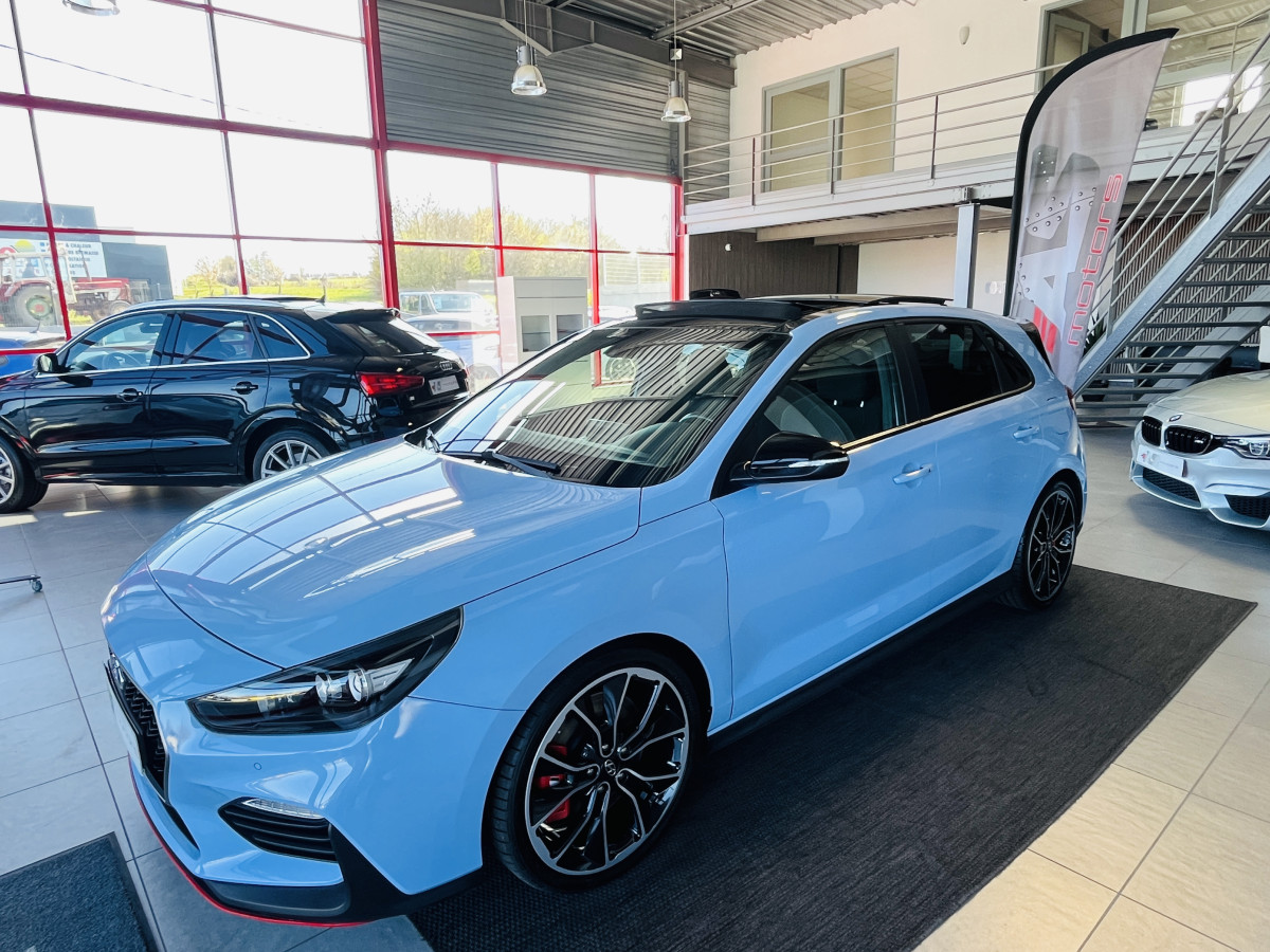 HYUNDAI I 30 N PERFORMANCE 2,0 T-GDI  275 TOIT PANORAMIQUE GPS CAMERA KEYLESS DIFFERENTIEL A GLISSERMENT REGULATEUR LIMITEUR FEUX LED JANTES 19 EXCELLENT ETAT