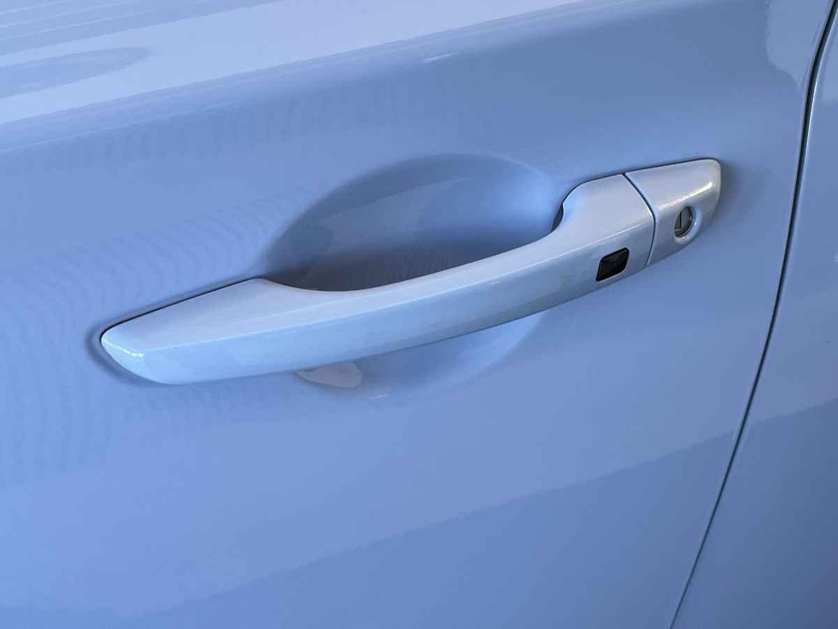 HYUNDAI I 30 N PERFORMANCE 2,0 T-GDI  275 TOIT PANORAMIQUE GPS CAMERA KEYLESS DIFFERENTIEL A GLISSERMENT REGULATEUR LIMITEUR FEUX LED JANTES 19 EXCELLENT ETAT