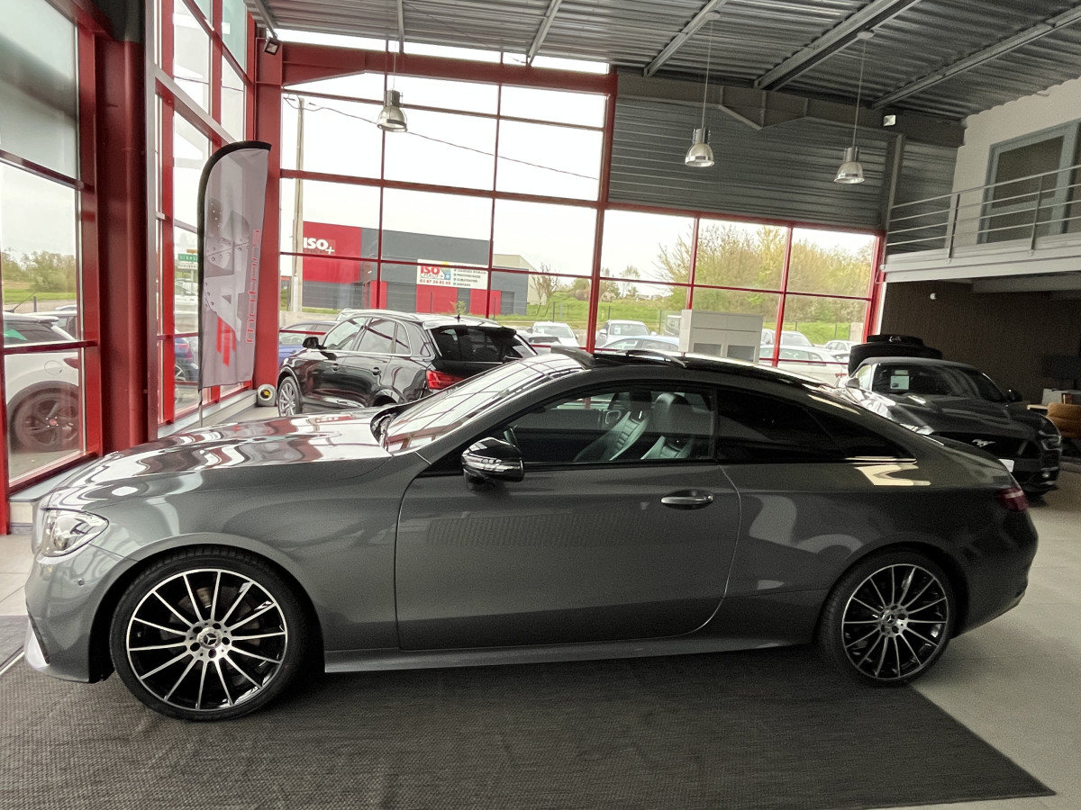 MERCEDES CLASSE E COUPE 220 CDI 194 AMG LINE 9G-TRONIC TOIT PANORAMIQUE OUVRANT GPS CAMERA KEYLESS APPLE CARPLAY HIFI BURMESTER  VIRTUAL COCKPIT PARK PILOT MBUX PACK AMG FEUX FULL LED JANTES ALU 20 EXCELLENT ETAT