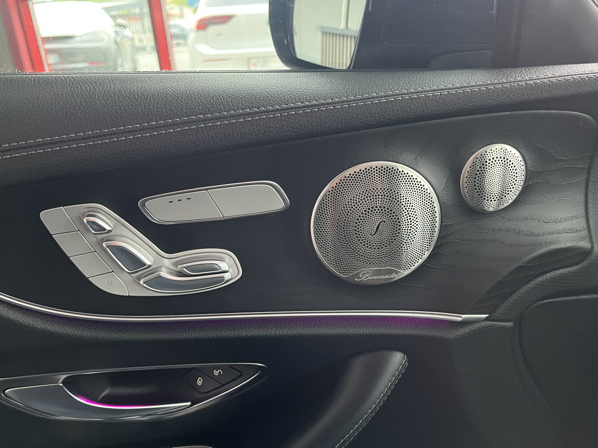 MERCEDES CLASSE E COUPE 220 CDI 194 AMG LINE 9G-TRONIC TOIT PANORAMIQUE OUVRANT GPS CAMERA KEYLESS APPLE CARPLAY HIFI BURMESTER  VIRTUAL COCKPIT PARK PILOT MBUX PACK AMG FEUX FULL LED JANTES ALU 20 EXCELLENT ETAT