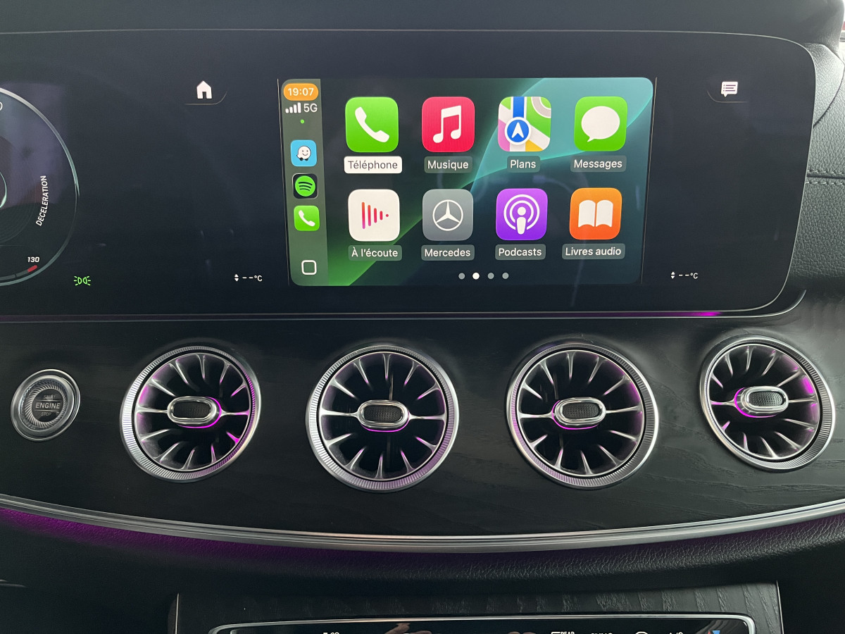 MERCEDES CLASSE E COUPE 220 CDI 194 AMG LINE 9G-TRONIC TOIT PANORAMIQUE OUVRANT GPS CAMERA KEYLESS APPLE CARPLAY HIFI BURMESTER  VIRTUAL COCKPIT PARK PILOT MBUX PACK AMG FEUX FULL LED JANTES ALU 20 EXCELLENT ETAT