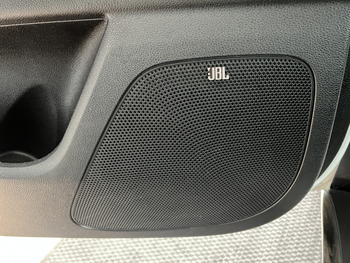 KIA SPORTAGE 1,6 CRDI  136 DCT7  GT LINE PREMIUM 4X2 GPS TOIT PANORAMIQUE OUVRANT  CAMERA 360 APPLE CARPLAY REGULATEUR LIMITEUR HIFI JBL KEYLESS PARK PILOT JANTES ALU 19  EXCELLENT ETAT