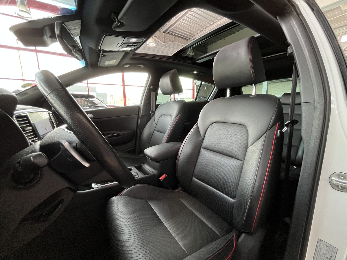 KIA SPORTAGE 1,6 CRDI  136 DCT7  GT LINE PREMIUM 4X2 GPS TOIT PANORAMIQUE OUVRANT  CAMERA 360 APPLE CARPLAY REGULATEUR LIMITEUR HIFI JBL KEYLESS PARK PILOT JANTES ALU 19  EXCELLENT ETAT
