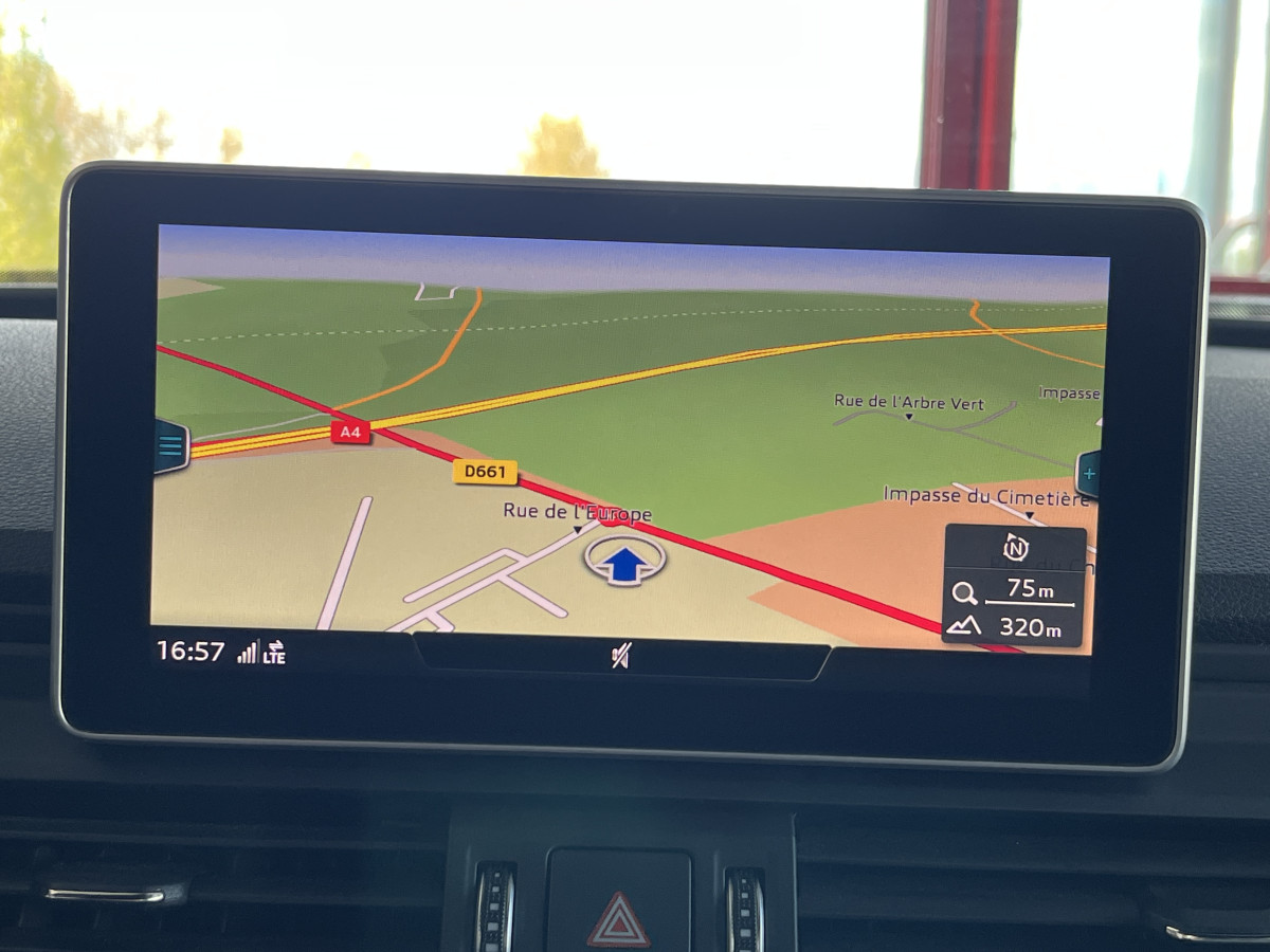 AUDI SQ5 3,0 TDI V6 347 BVA8 QUATTRO  ATTELAGE ELECTRIQUE SUSPENSION PNEUMATIQUE  GPS  CAMERA APPLE CARPLAY KEYLESS REGULATEUR ADAPTATIF  LIMITEUR  PHARES MATRIX  LED  LED PARK PILOT  DRIVE SELECT JANTE 20  EXCELLENT ETAT