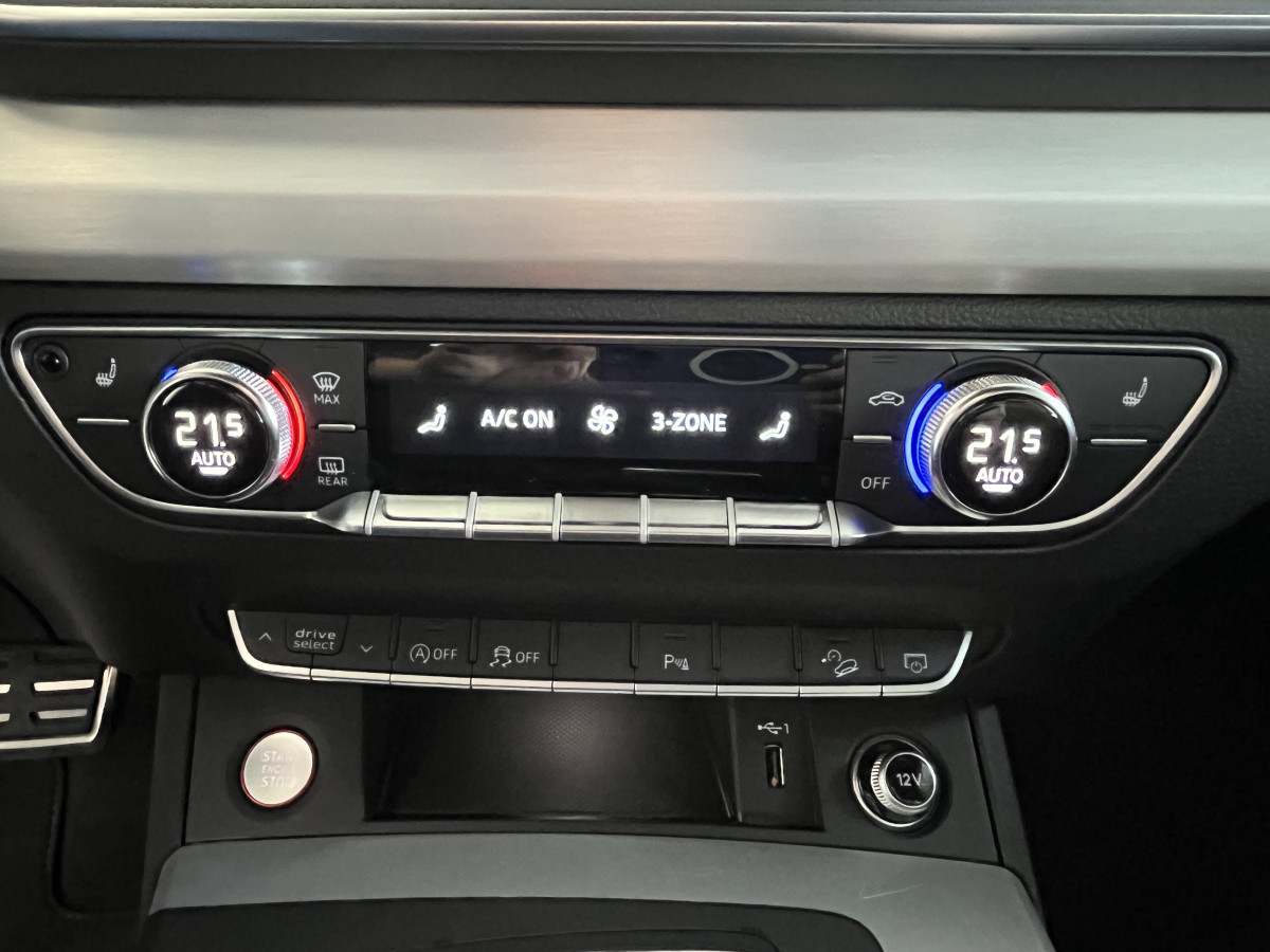 AUDI SQ5 3,0 TDI V6 347 BVA8 QUATTRO  ATTELAGE ELECTRIQUE SUSPENSION PNEUMATIQUE  GPS  CAMERA APPLE CARPLAY KEYLESS REGULATEUR ADAPTATIF  LIMITEUR  PHARES MATRIX  LED  LED PARK PILOT  DRIVE SELECT JANTE 20  EXCELLENT ETAT