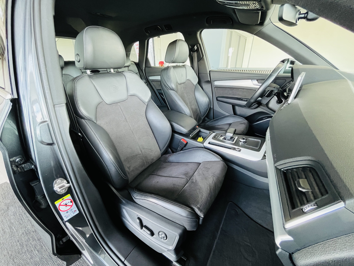 AUDI SQ5 3,0 TDI V6 347 BVA8 QUATTRO  ATTELAGE ELECTRIQUE SUSPENSION PNEUMATIQUE  GPS  CAMERA APPLE CARPLAY KEYLESS REGULATEUR ADAPTATIF  LIMITEUR  PHARES MATRIX  LED  LED PARK PILOT  DRIVE SELECT JANTE 20  EXCELLENT ETAT