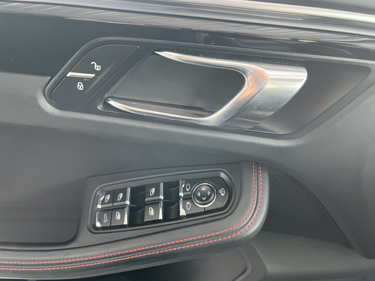 PORSCHE MACAN GTS 3,0 V6 360 4X4 PDK TOIT PANORAMIQUE  GPS CAMERA APPLE CARPLAY  PASM REGULATEUR  FULL LED SUSPENSION PNEUMATIQUE  PACK CHRONO SPORT EXCELLENT ETAT