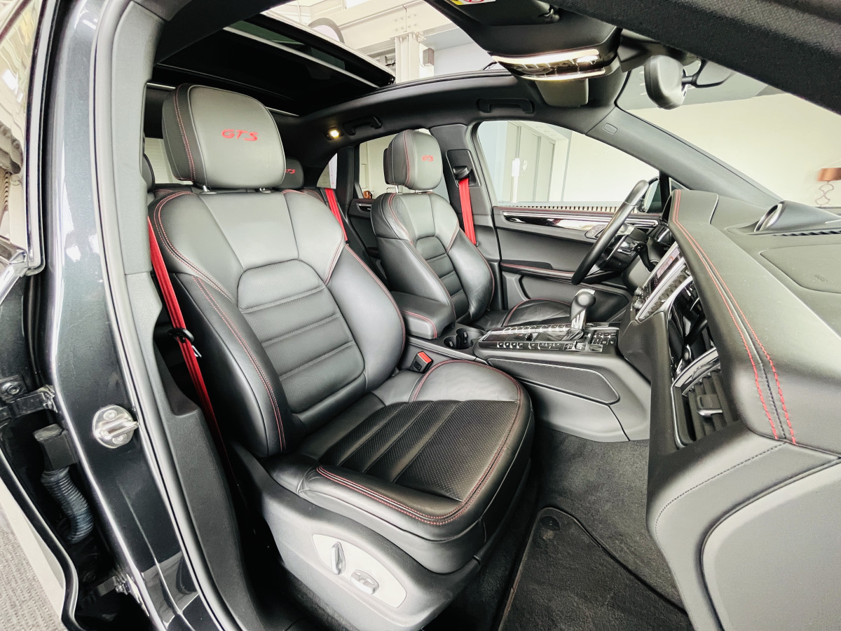 PORSCHE MACAN GTS 3,0 V6 360 4X4 PDK TOIT PANORAMIQUE  GPS CAMERA APPLE CARPLAY  PASM REGULATEUR  FULL LED SUSPENSION PNEUMATIQUE  PACK CHRONO SPORT EXCELLENT ETAT