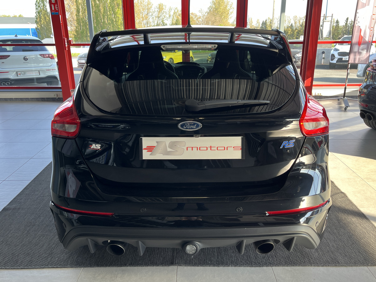 FORD FOCUS RS 2,3 350 AWD  GPS  CAMERA  HIFI SONY RECARO REGULATEUR LIMITEUR KEYLESS  FEUX BI-XENON JANTES FORGÉE  EXCELLENT ETAT