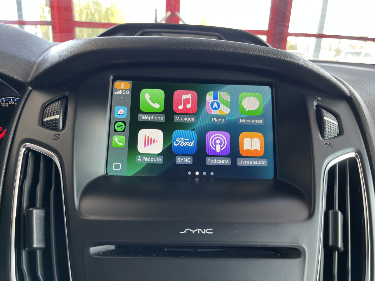 FORD FOCUS RS 2,3 350 AWD  GPS  CAMERA  HIFI SONY RECARO REGULATEUR LIMITEUR KEYLESS  FEUX BI-XENON JANTES FORGÉE  EXCELLENT ETAT