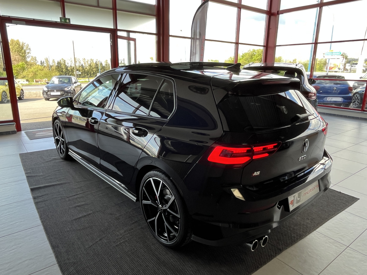 VOLKSWAGEN GOLF 8 GTD 2,0 TDI 200 DSG7 TOIT PANORAMIQUE GPS CAMERA  ATTELAGE HIFI HARMAN/KARDON IQ-DRIVE  REGULATEUR ADAPTATIF  LIMITEUR FULL LED APPLE CARPLAY KEYLESS DRIVE SELECT  EXCELLENT ETAT