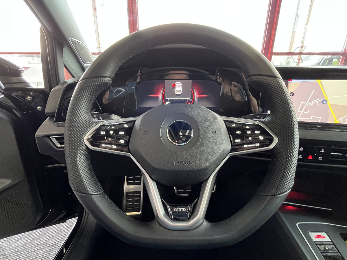 VOLKSWAGEN GOLF 8 GTD 2,0 TDI 200 DSG7 TOIT PANORAMIQUE GPS CAMERA  ATTELAGE HIFI HARMAN/KARDON IQ-DRIVE  REGULATEUR ADAPTATIF  LIMITEUR FULL LED APPLE CARPLAY KEYLESS DRIVE SELECT  EXCELLENT ETAT