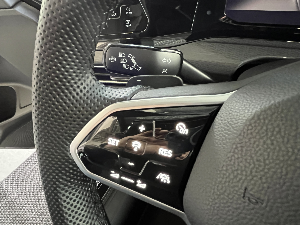 VOLKSWAGEN GOLF 8 GTD 2,0 TDI 200 DSG7 TOIT PANORAMIQUE GPS CAMERA  ATTELAGE HIFI HARMAN/KARDON IQ-DRIVE  REGULATEUR ADAPTATIF  LIMITEUR FULL LED APPLE CARPLAY KEYLESS DRIVE SELECT  EXCELLENT ETAT