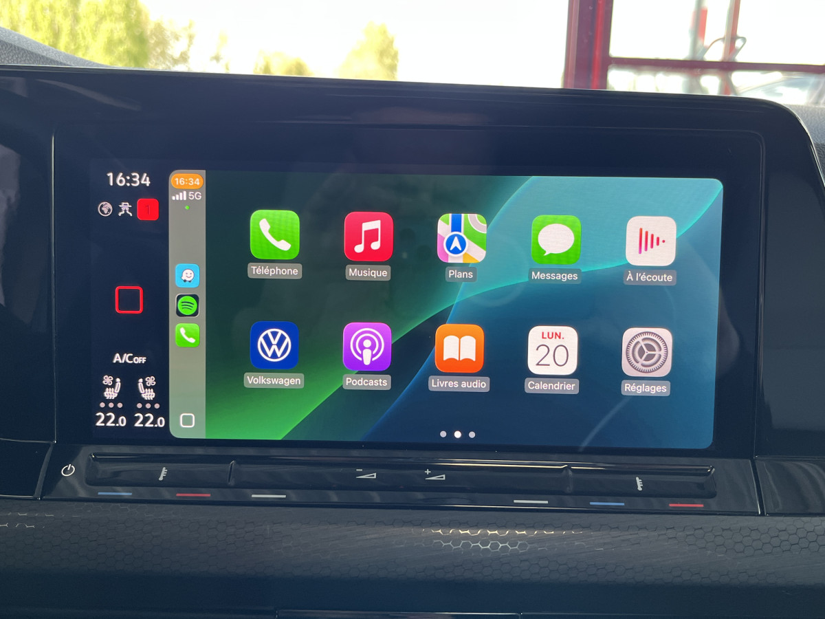 VOLKSWAGEN GOLF 8 GTD 2,0 TDI 200 DSG7 TOIT PANORAMIQUE GPS CAMERA  ATTELAGE HIFI HARMAN/KARDON IQ-DRIVE  REGULATEUR ADAPTATIF  LIMITEUR FULL LED APPLE CARPLAY KEYLESS DRIVE SELECT  EXCELLENT ETAT