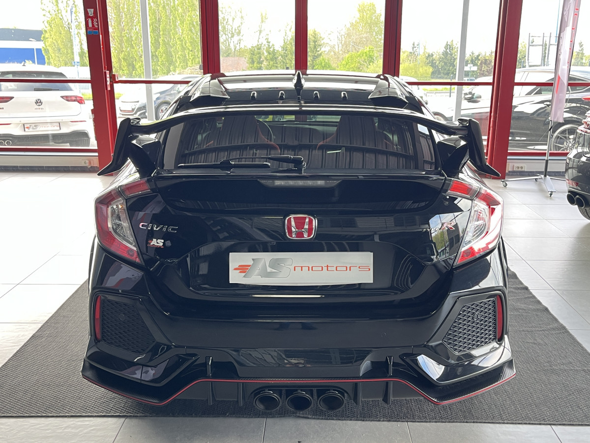 HONDA CIVIC 2,0 I-VTEC 320  TYPE R GT  NUMEROTÉ R-05963 DIFFERENTIEL A GLISSEMENT  REGULATEUR LIMITEUR FULL LED KEYLESS  JANTES 19 SIEGES RECARO  ECHAPPEMENT REMUS  EXCELLENT ETAT