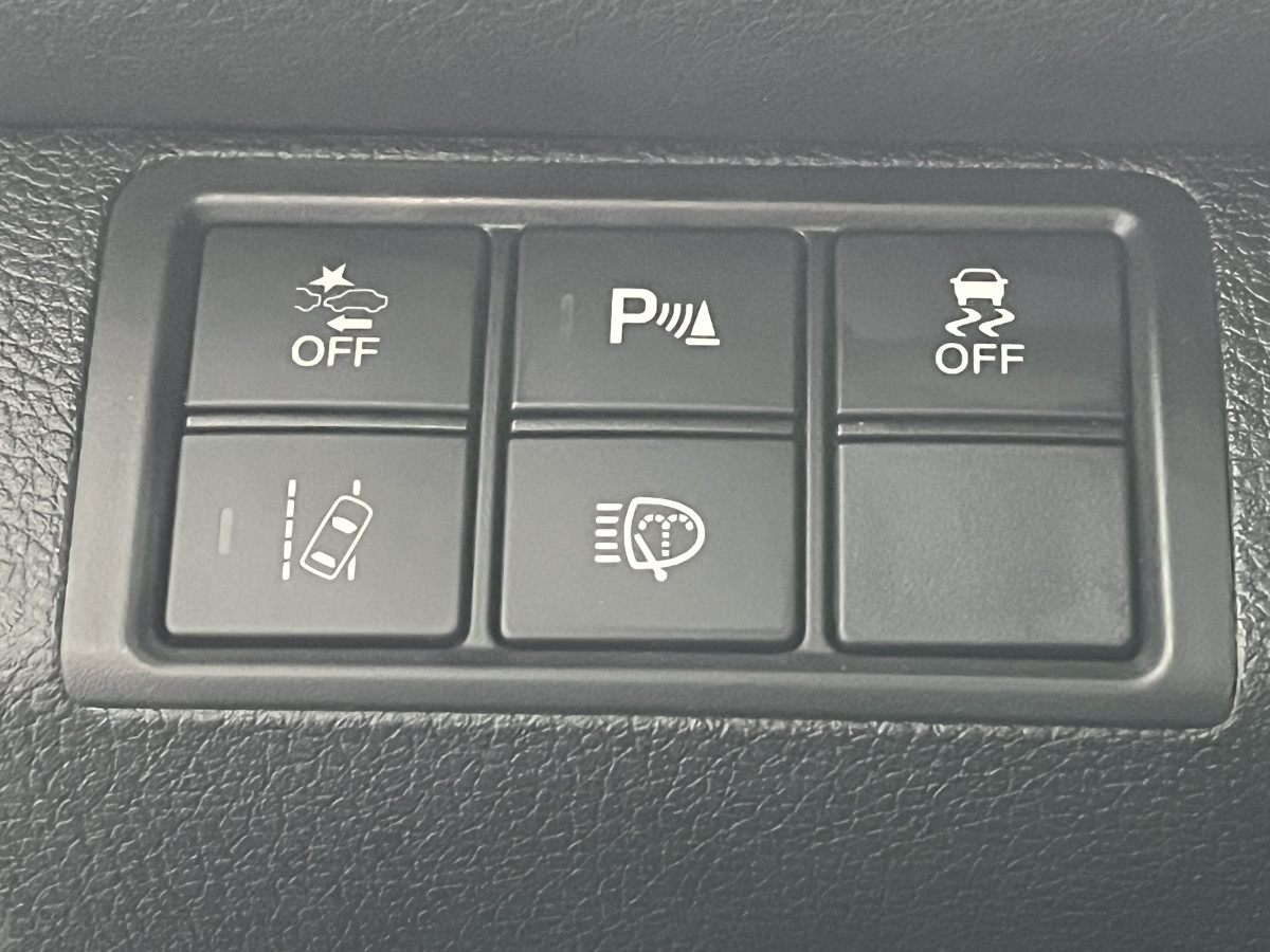 HONDA CIVIC 2,0 I-VTEC 320  TYPE R GT  NUMEROTÉ R-05963 DIFFERENTIEL A GLISSEMENT  REGULATEUR LIMITEUR FULL LED KEYLESS  JANTES 19 SIEGES RECARO  ECHAPPEMENT REMUS  EXCELLENT ETAT