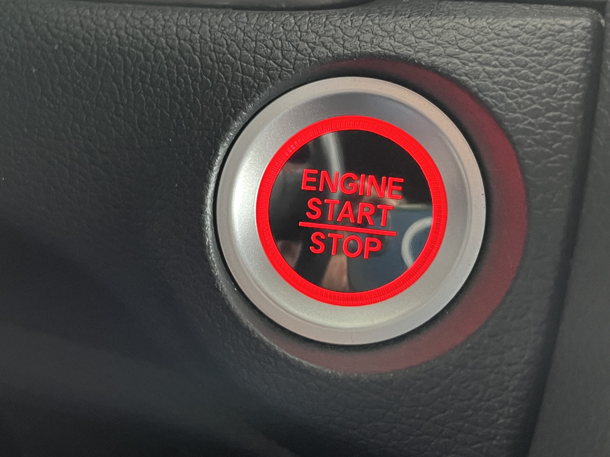 HONDA CIVIC 2,0 I-VTEC 320  TYPE R GT  NUMEROTÉ R-05963 DIFFERENTIEL A GLISSEMENT  REGULATEUR LIMITEUR FULL LED KEYLESS  JANTES 19 SIEGES RECARO  ECHAPPEMENT REMUS  EXCELLENT ETAT