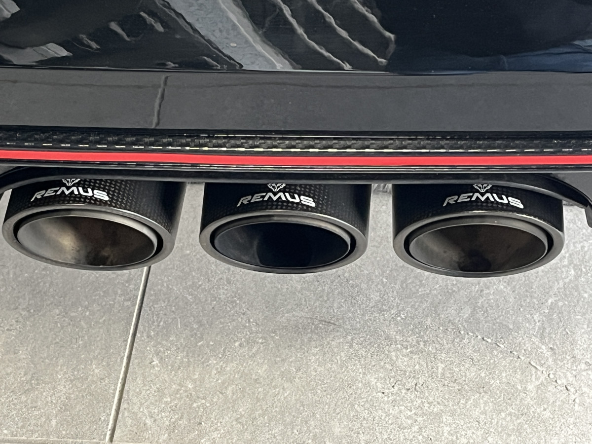 HONDA CIVIC 2,0 I-VTEC 320  TYPE R GT  NUMEROTÉ R-05963 DIFFERENTIEL A GLISSEMENT  REGULATEUR LIMITEUR FULL LED KEYLESS  JANTES 19 SIEGES RECARO  ECHAPPEMENT REMUS  EXCELLENT ETAT