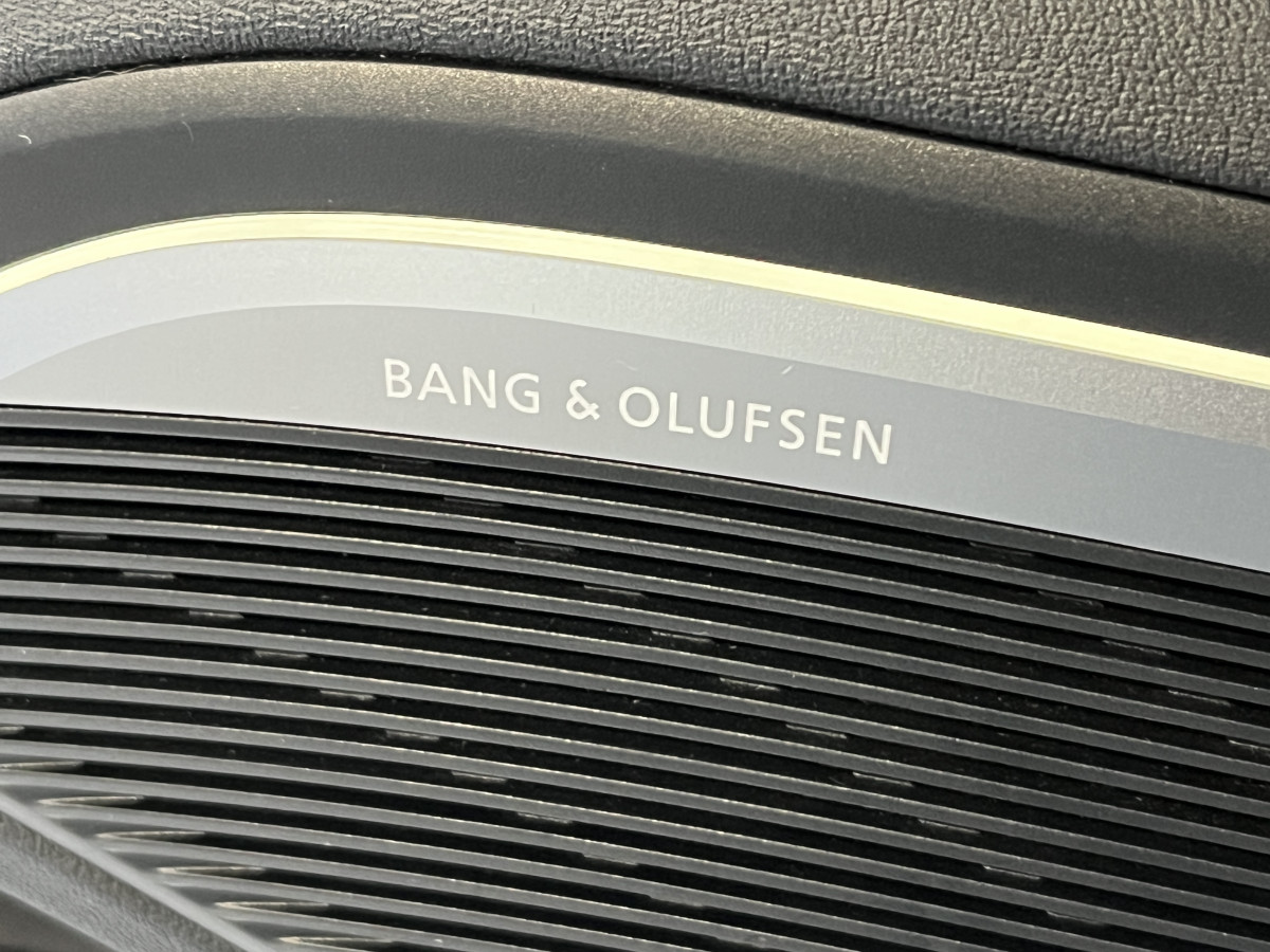 AUDI TT 2,0 TFSI 230 S-LINE  QUATTRO S-TRONIC 6 GPS  KEYLESS DRIVE SELECT REGULATEUR LIMITEUR  HIFI B&O SIEGES RS FEUX FULL LED JANTES 19 RS EXCELLENT ETAT