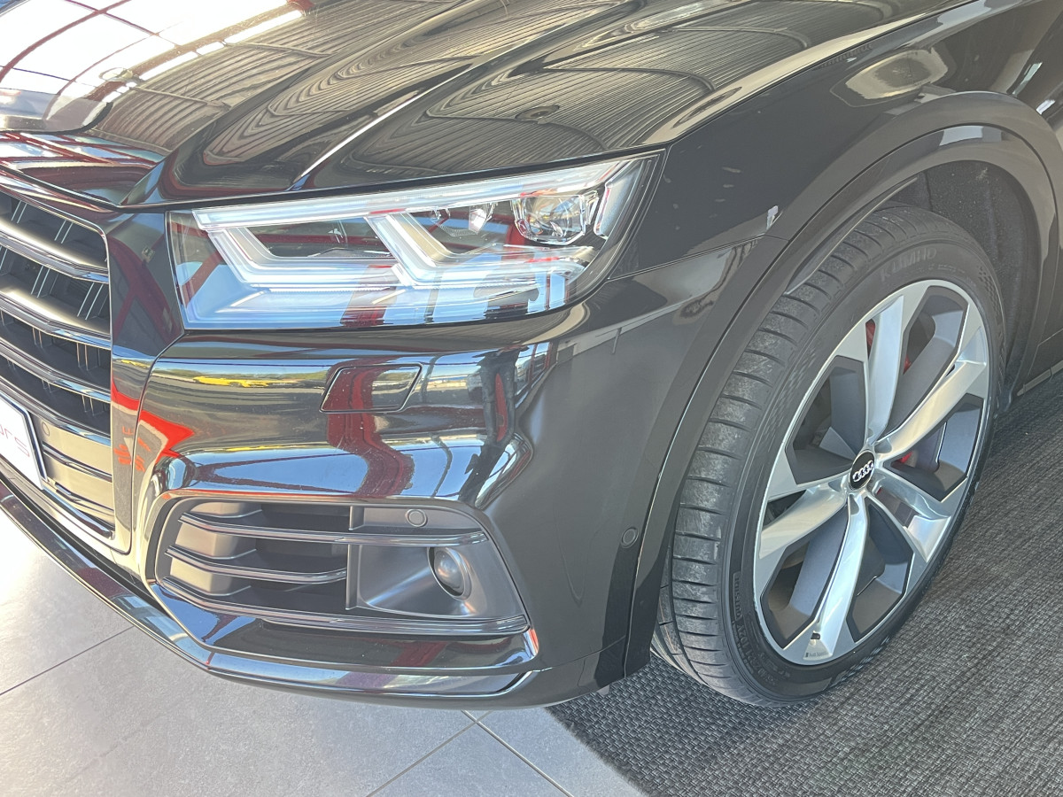 AUDI SQ5 3,0 TDI V6 347 BVA8 QUATTRO TOIT PANORAMIQUE OUVRANT  ATTELAGE ELECTRIQUE GPS  CAMERA 360  KEYLESS APPLE CARPLAY SUSPENSION PNEUMATIQUE REGULATEUR LIMITEUR  PHARES MATRIX  LED PARK PILOT  DRIVE SELECT JANTE 21 EXCELLENT ETAT