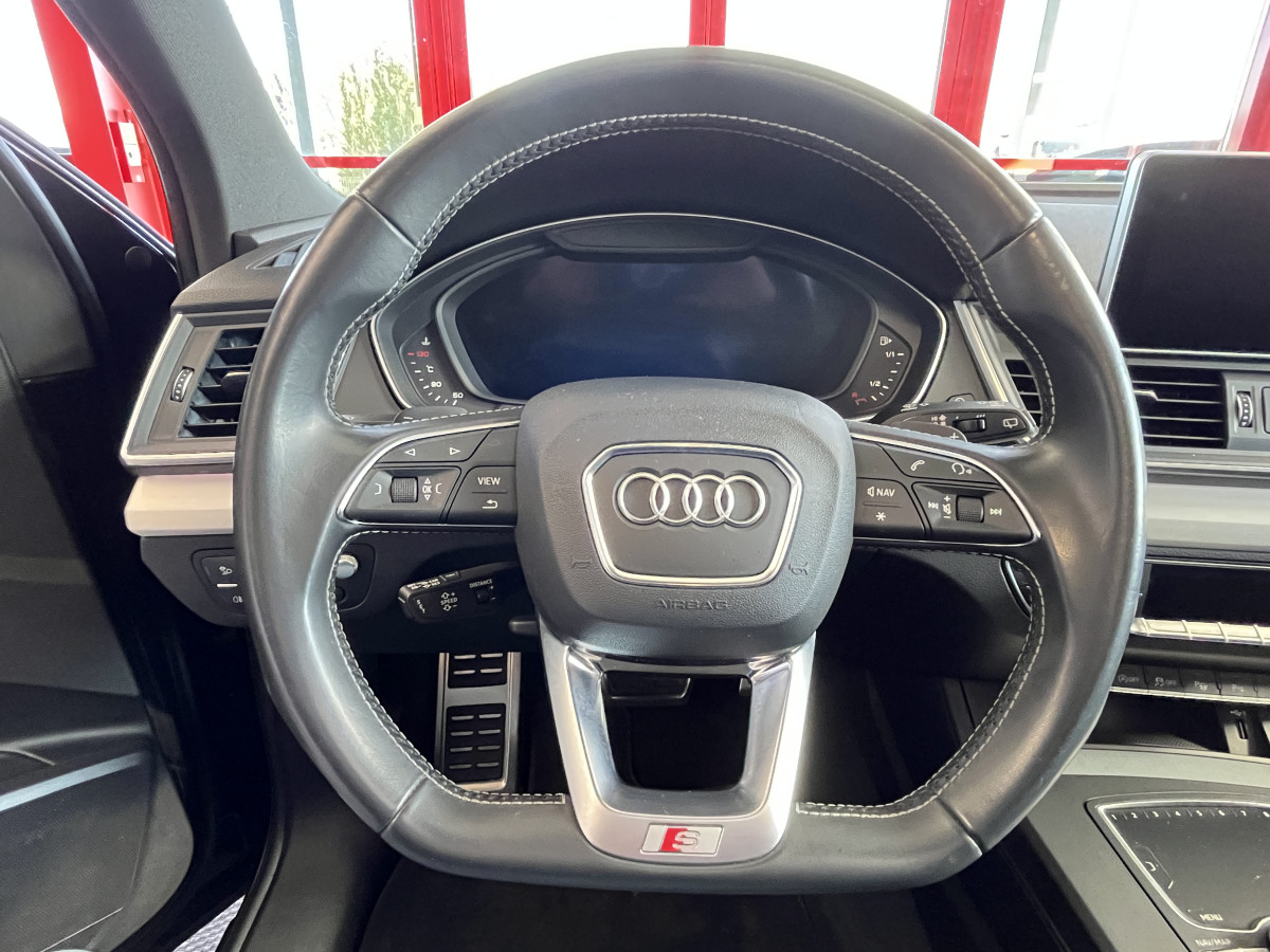 AUDI SQ5 3,0 TDI V6 347 BVA8 QUATTRO TOIT PANORAMIQUE OUVRANT  ATTELAGE ELECTRIQUE GPS  CAMERA 360  KEYLESS APPLE CARPLAY SUSPENSION PNEUMATIQUE REGULATEUR LIMITEUR  PHARES MATRIX  LED PARK PILOT  DRIVE SELECT JANTE 21 EXCELLENT ETAT