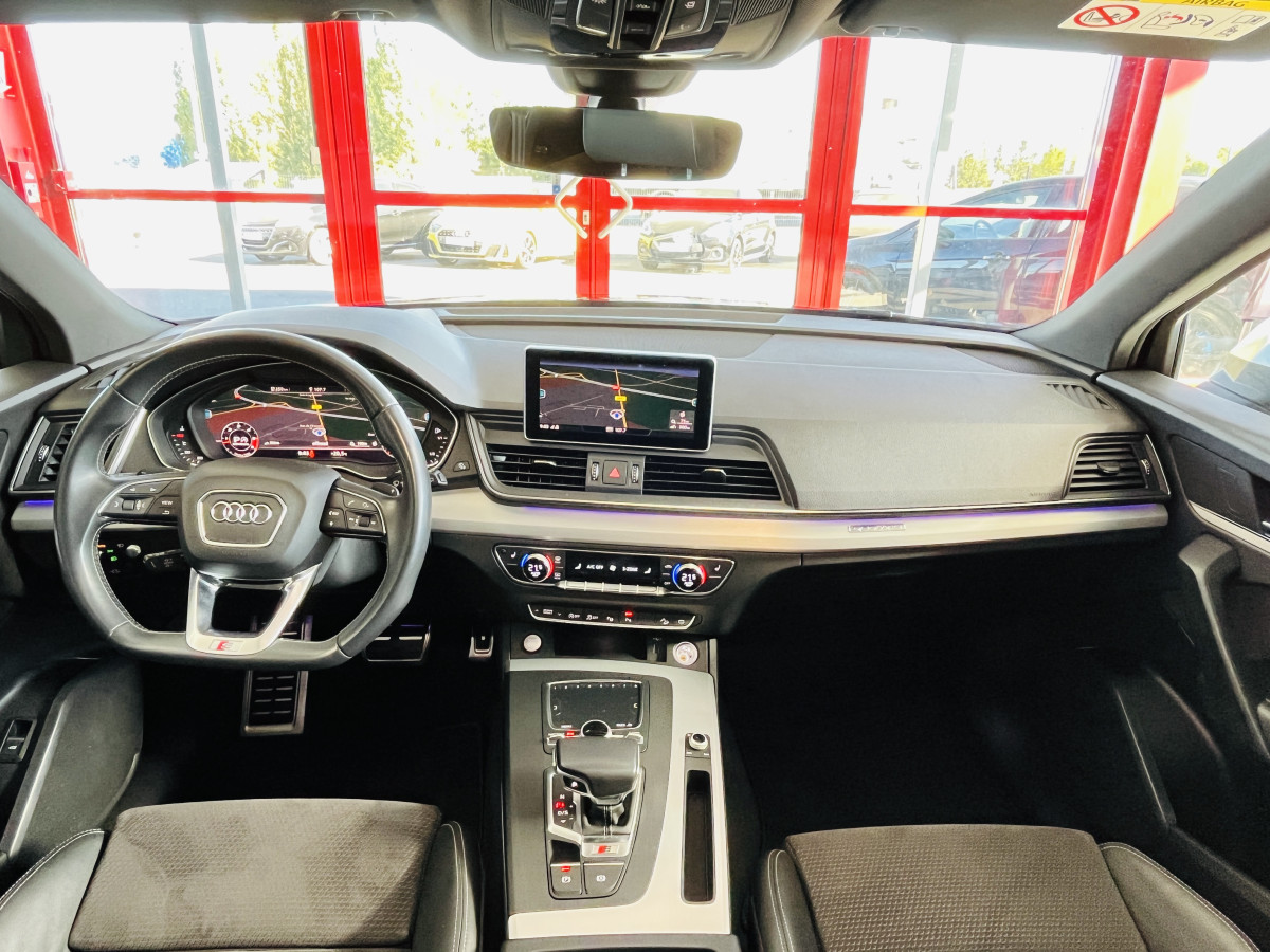 AUDI SQ5 3,0 TDI V6 347 BVA8 QUATTRO TOIT PANORAMIQUE OUVRANT  ATTELAGE ELECTRIQUE GPS  CAMERA 360  KEYLESS APPLE CARPLAY SUSPENSION PNEUMATIQUE REGULATEUR LIMITEUR  PHARES MATRIX  LED PARK PILOT  DRIVE SELECT JANTE 21 EXCELLENT ETAT