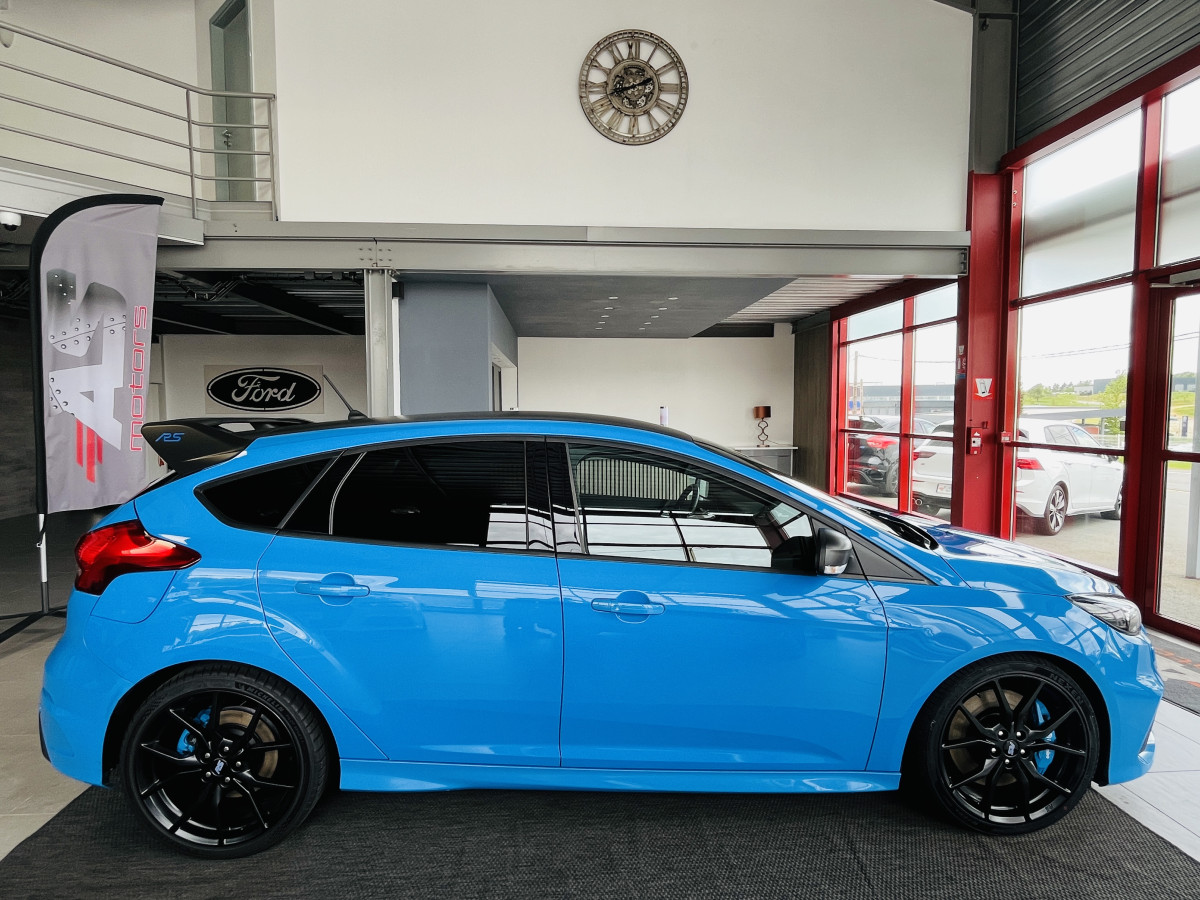 FORD FOCUS RS BLUE AND BLACK EDITION 2,3 350 AWD PACK PERFORMANCE  DIFFERENTIEL A GLISSEMENT GPS  CAMERA  HIFI SONY RECARO REGULATEUR LIMITEUR KEYLESS  FEUX BI-XENON JANTES FORGÉE  EXCELLENT ETAT