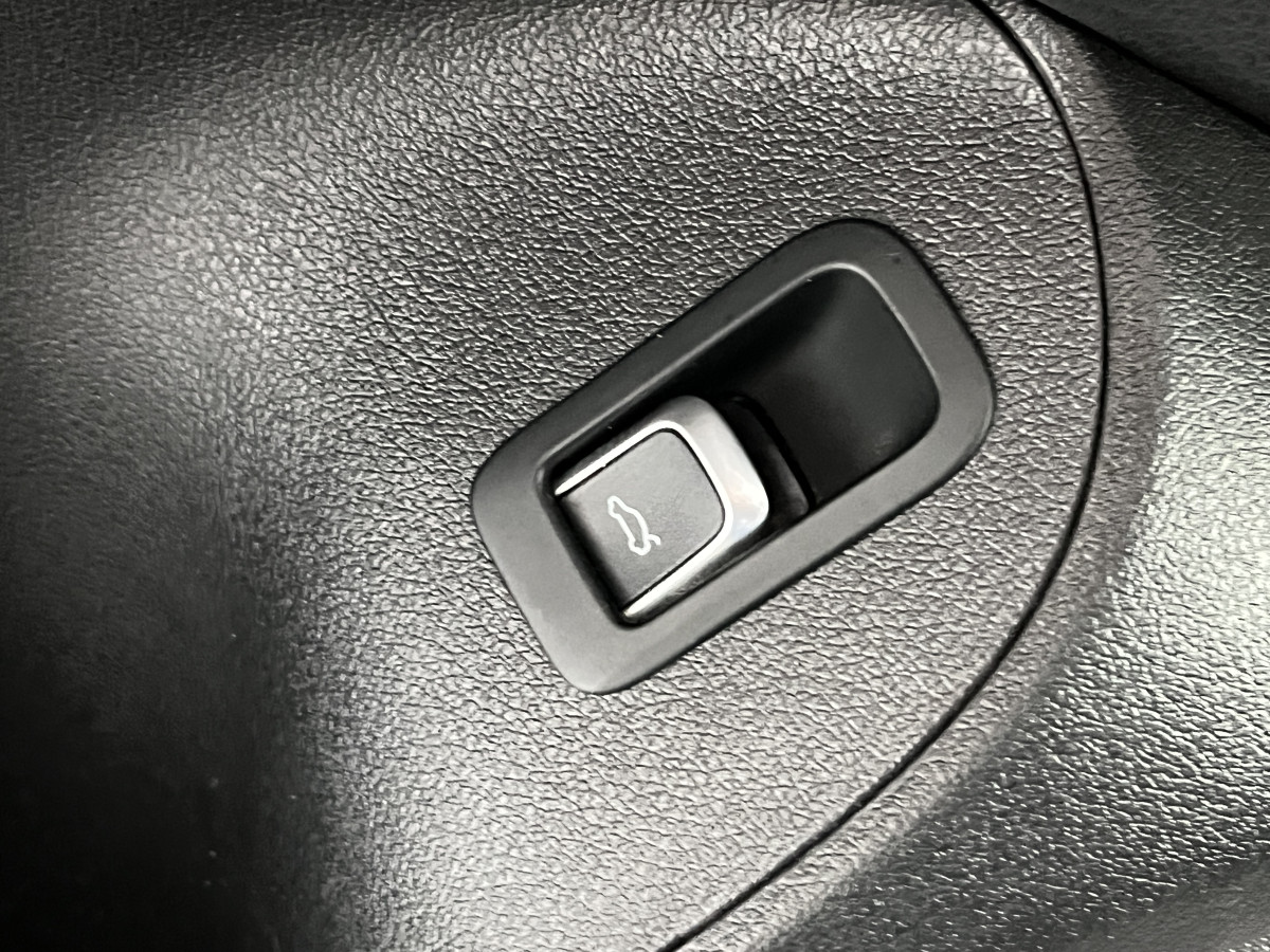 AUDI SQ5 3,0  TDI V6 313 BVA8 QUATTRO TOIT PANORAMIQUE OUVRANT ATTELAGE  GPS CAMERA HIFI B&O KEYLESS  BI-XENON  PARK PILOT PACK CARBON  REGULATEUR  DRIVE SELECT JANTE 21  EXCELLENT ETAT