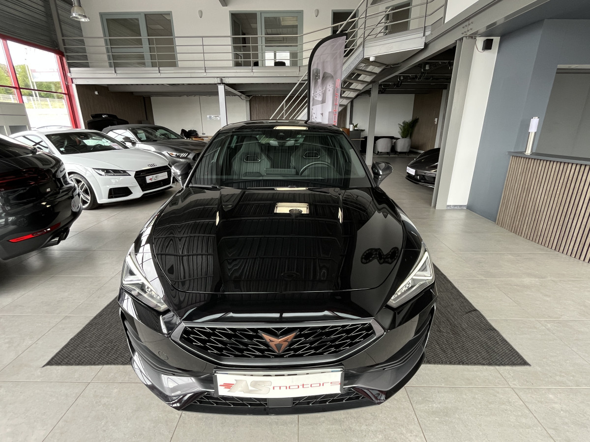 CUPRA LEON 1,4 E-HYBRID 245 DSG6 GPS CAMERA APPLE CARPLAY KEYLESS FULL LED VIRTUAL COCKPIT PARK PILOT DRIVE PROFILE REGULATEUR LIMITEUR EXCELLENT ETAT