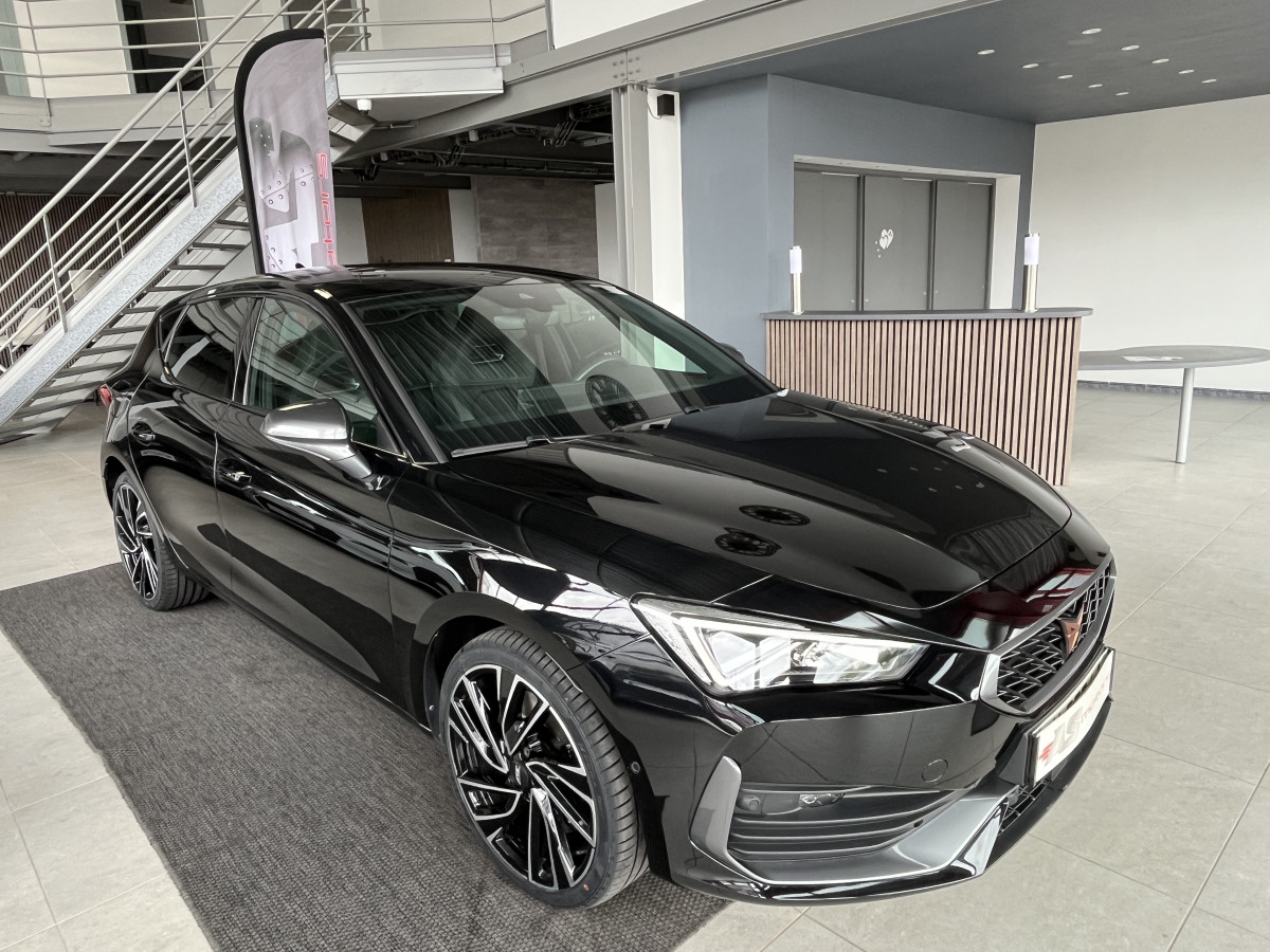 CUPRA LEON 1,4 E-HYBRID 245 DSG6 GPS CAMERA APPLE CARPLAY KEYLESS FULL LED VIRTUAL COCKPIT PARK PILOT DRIVE PROFILE REGULATEUR LIMITEUR EXCELLENT ETAT