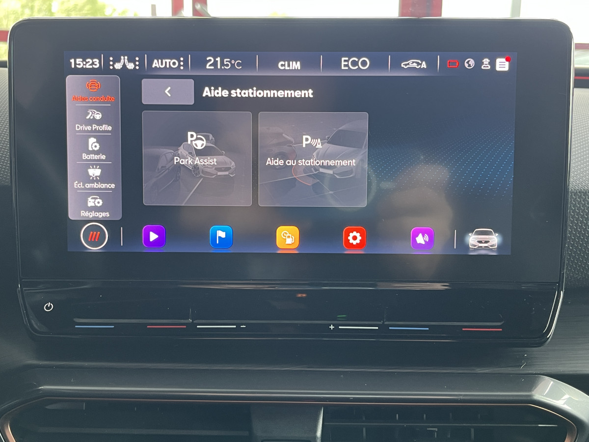CUPRA LEON 1,4 E-HYBRID 245 DSG6 GPS CAMERA APPLE CARPLAY KEYLESS FULL LED VIRTUAL COCKPIT PARK PILOT DRIVE PROFILE REGULATEUR LIMITEUR EXCELLENT ETAT