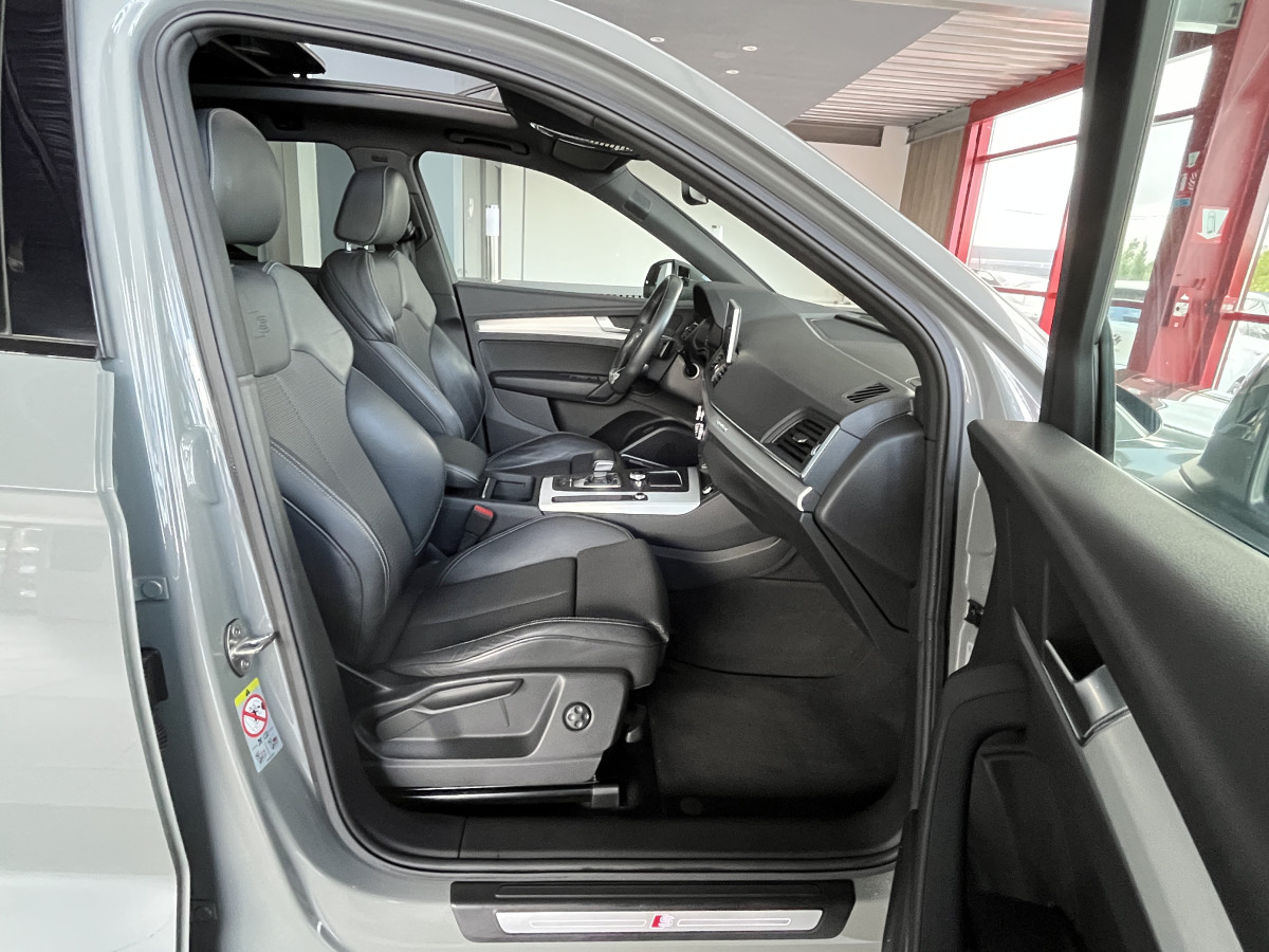 AUDI Q5 50 TDI 3,0 V6 286 BVA QUATTRO  TOIT PANORAMIQUE HIFI B&O VIRTUAL COCKPIT  KEYLESS CARPLAY GPS CAMERA MATRIX LED  REGULATEUR LIMITEUR PARK PILOT AFFICHAGE TETE HAUTE JANTES 20 EXCELLENT ETAT