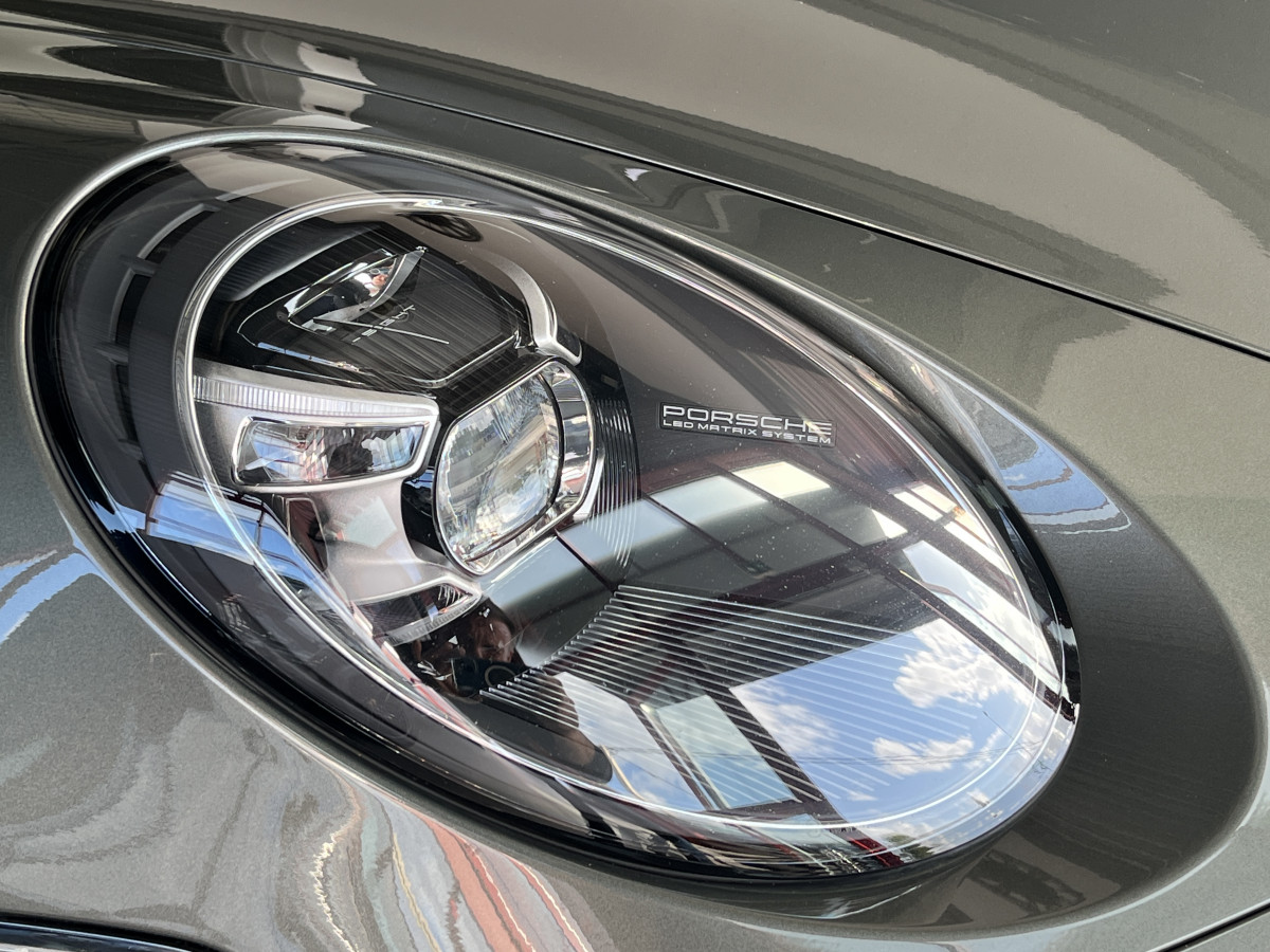 PORSCHE 911 ( 992 ) COUPE  CARRERA 4 S 3,0 450 BI-TURBO PDK TOIT OUVRANT GPS CAMERA 360 APPLE CARPLAY  PHARES MATRIX REGULATEUR ADAPTATIF HIFI BOSE ECHAPPEMENT SPORT JANTES RS SPYDER