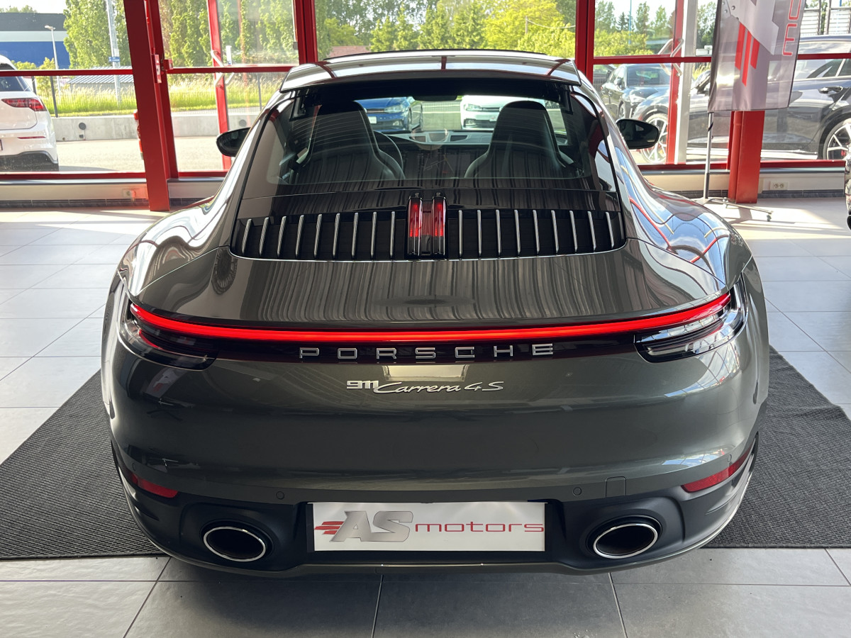 PORSCHE 911 ( 992 ) COUPE  CARRERA 4 S 3,0 450 BI-TURBO PDK TOIT OUVRANT GPS CAMERA 360 APPLE CARPLAY  PHARES MATRIX REGULATEUR ADAPTATIF HIFI BOSE ECHAPPEMENT SPORT JANTES RS SPYDER