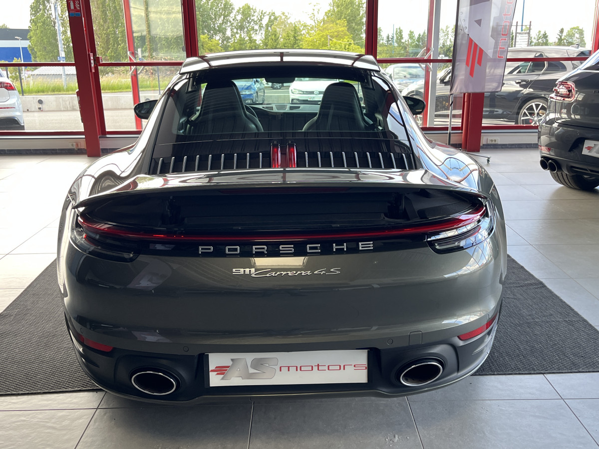 PORSCHE 911 ( 992 ) COUPE  CARRERA 4 S 3,0 450 BI-TURBO PDK TOIT OUVRANT GPS CAMERA 360 APPLE CARPLAY  PHARES MATRIX REGULATEUR ADAPTATIF HIFI BOSE ECHAPPEMENT SPORT JANTES RS SPYDER