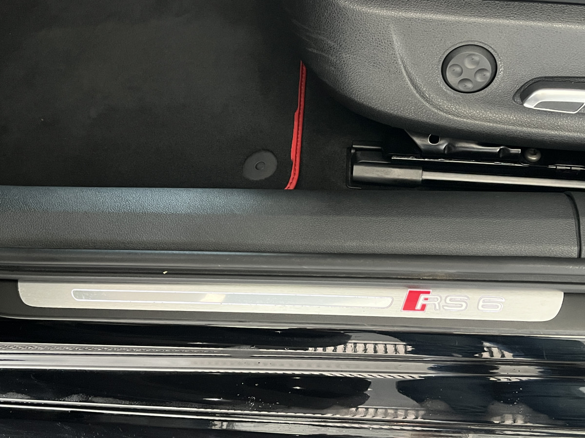 AUDI RS6 AVANT 4,0 V8 TFSI 560 QUATTRO GPS CAMERA KEYLESS HIFI BOSE MATRIX LED  DRIVE SELECT CARBON REGULATEUR SIEGES RECARO RS JANTES 20 EXCELLENT ETAT