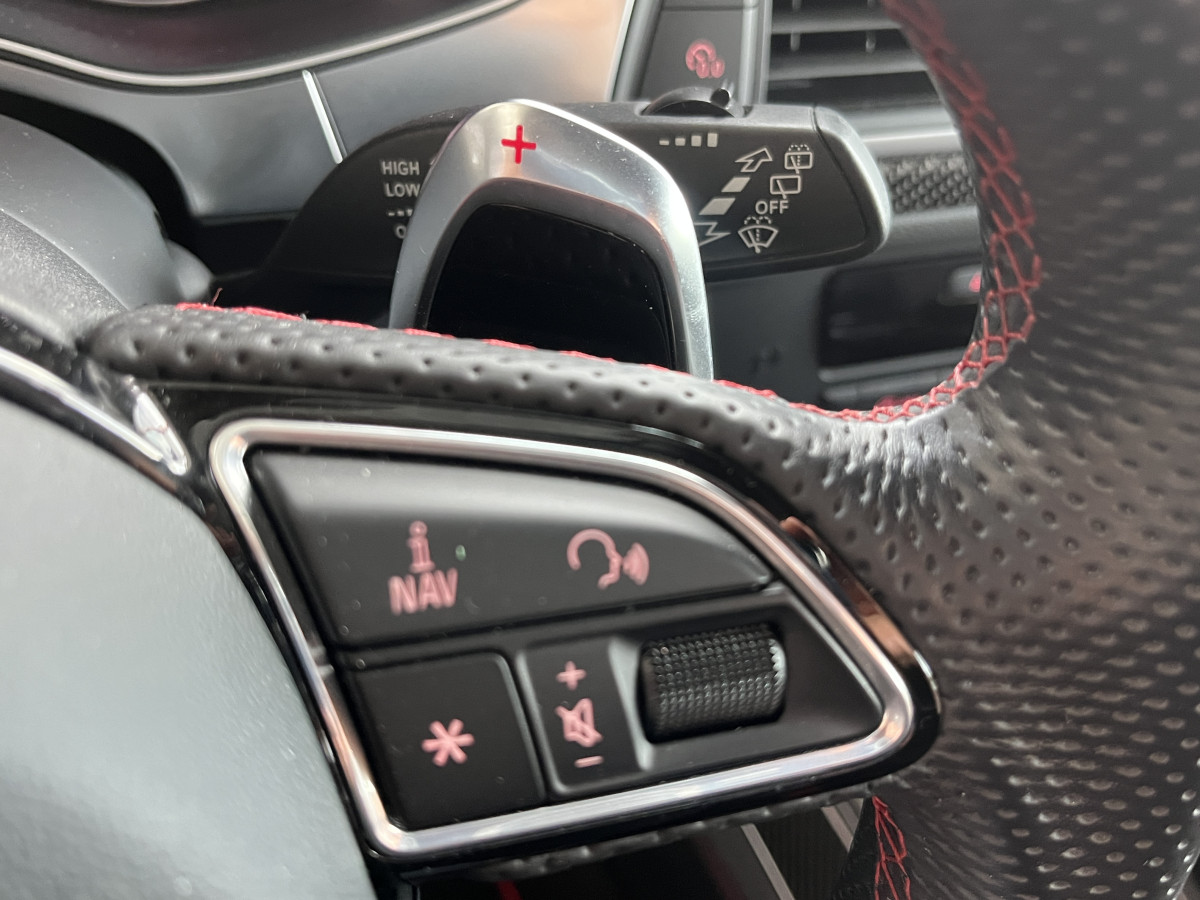 AUDI RS6 AVANT 4,0 V8 TFSI 560 QUATTRO GPS CAMERA KEYLESS HIFI BOSE MATRIX LED  DRIVE SELECT CARBON REGULATEUR SIEGES RECARO RS JANTES 20 EXCELLENT ETAT