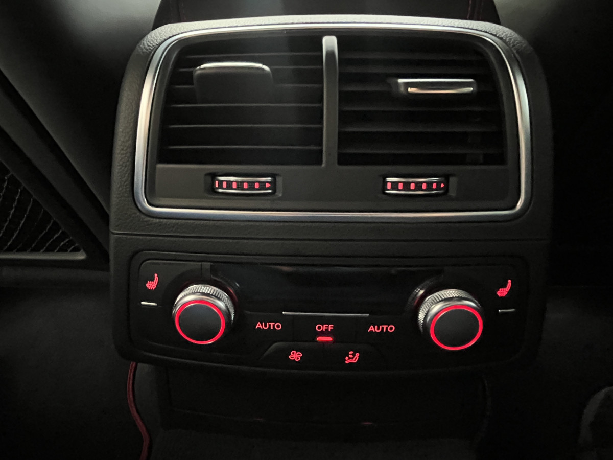 AUDI RS6 AVANT 4,0 V8 TFSI 560 QUATTRO GPS CAMERA KEYLESS HIFI BOSE MATRIX LED  DRIVE SELECT CARBON REGULATEUR SIEGES RECARO RS JANTES 20 EXCELLENT ETAT
