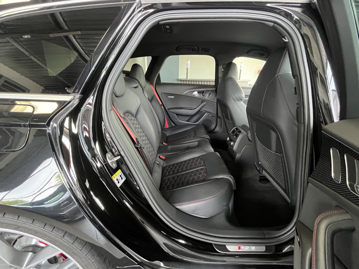 AUDI RS6 AVANT 4,0 V8 TFSI 560 QUATTRO GPS CAMERA KEYLESS HIFI BOSE MATRIX LED  DRIVE SELECT CARBON REGULATEUR SIEGES RECARO RS JANTES 20 EXCELLENT ETAT